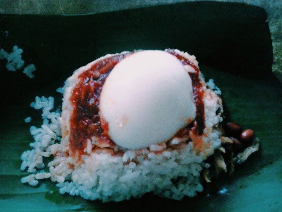 Street food in Southeast Asia, malaysian food, malaysian dishes