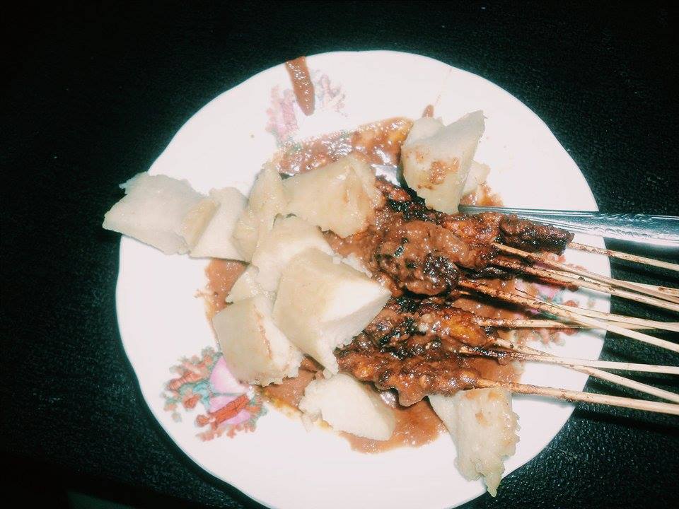 Street food in Southeast Asia, malaysian food, malaysian dishes