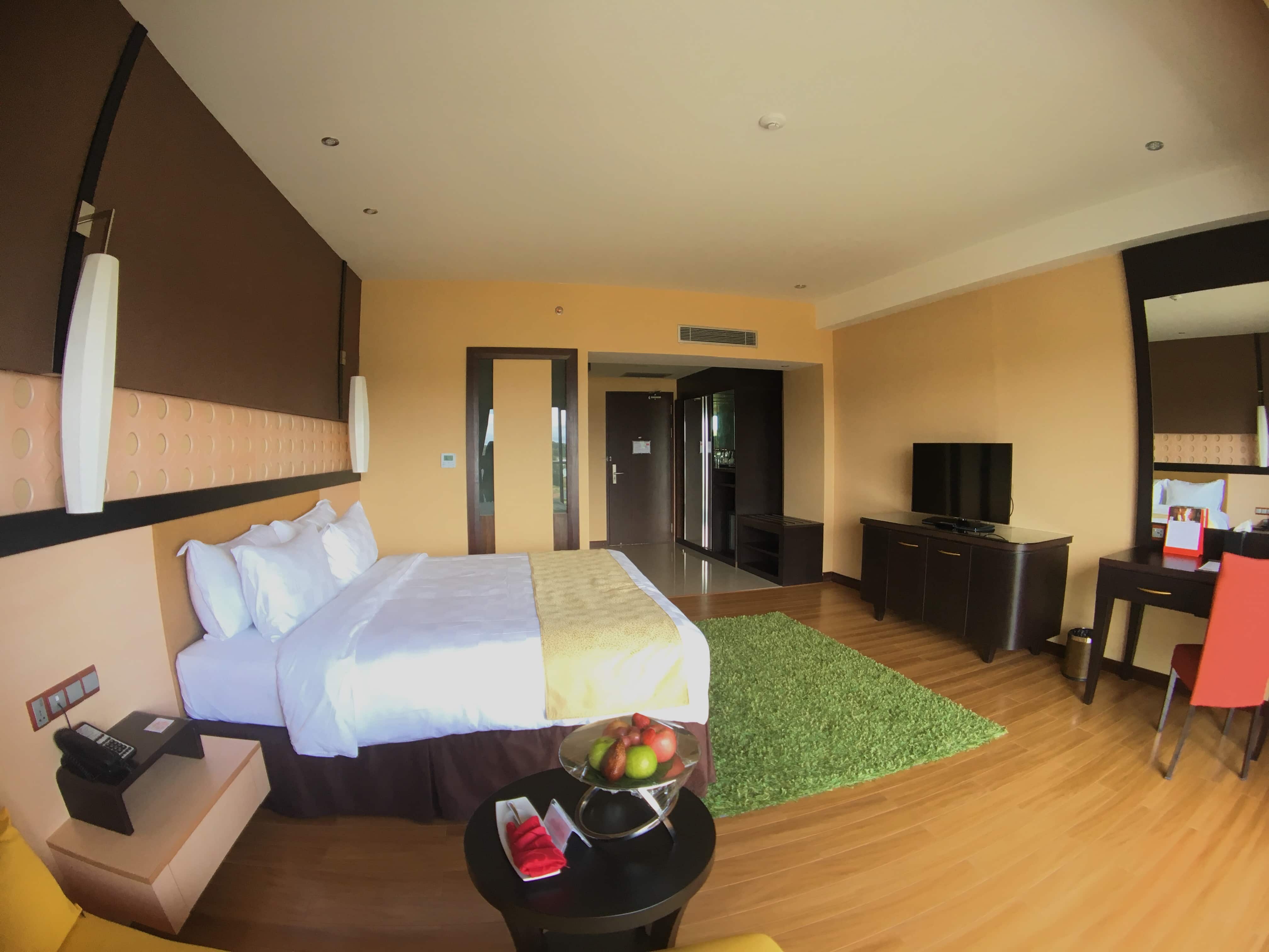 things to do in bintan, shopping in bintan, where to stay in bintan, bintan island, nightlife in bintan, what to eat in bintan, bintan resorts