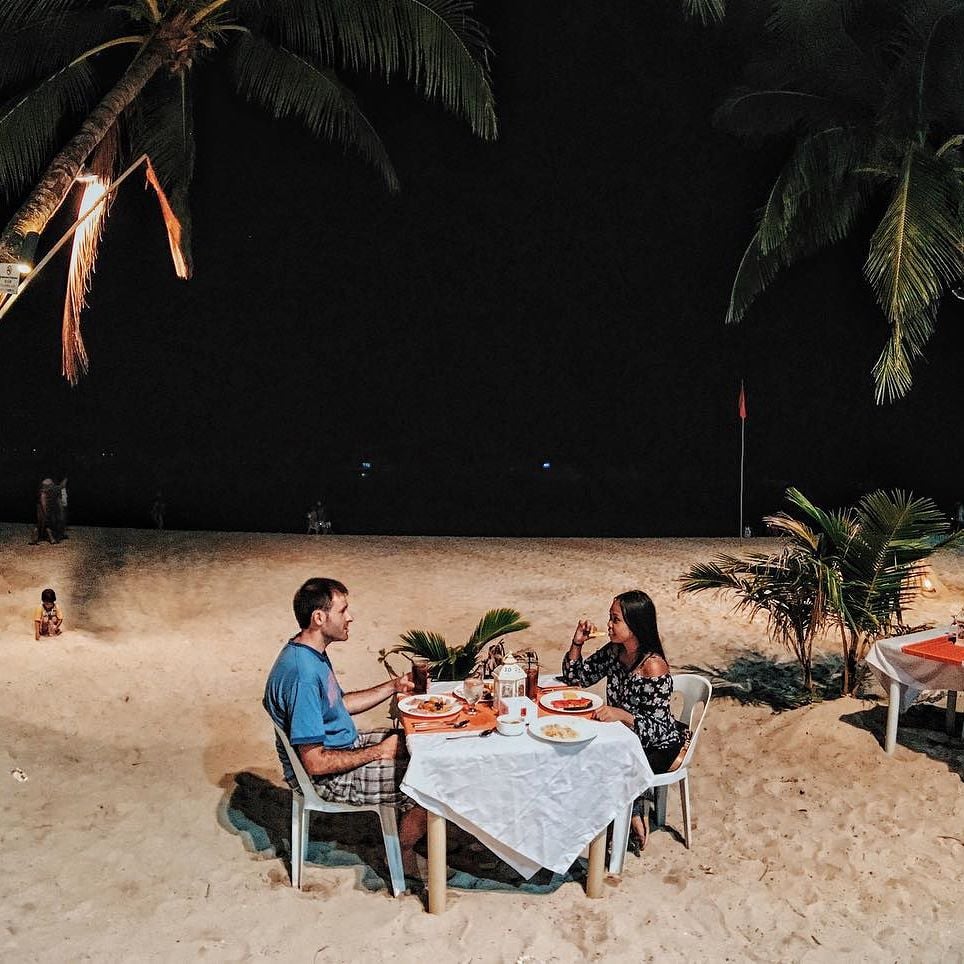 Things to do in Boracay Island, Boracay island travel guide, budget travel in boracay island, Boracay Island, Roamntic dinner things to do in Boracay, Things to do in Boracay Island, Boracay island travel guide, budget travel in boracay island, Boracay Island