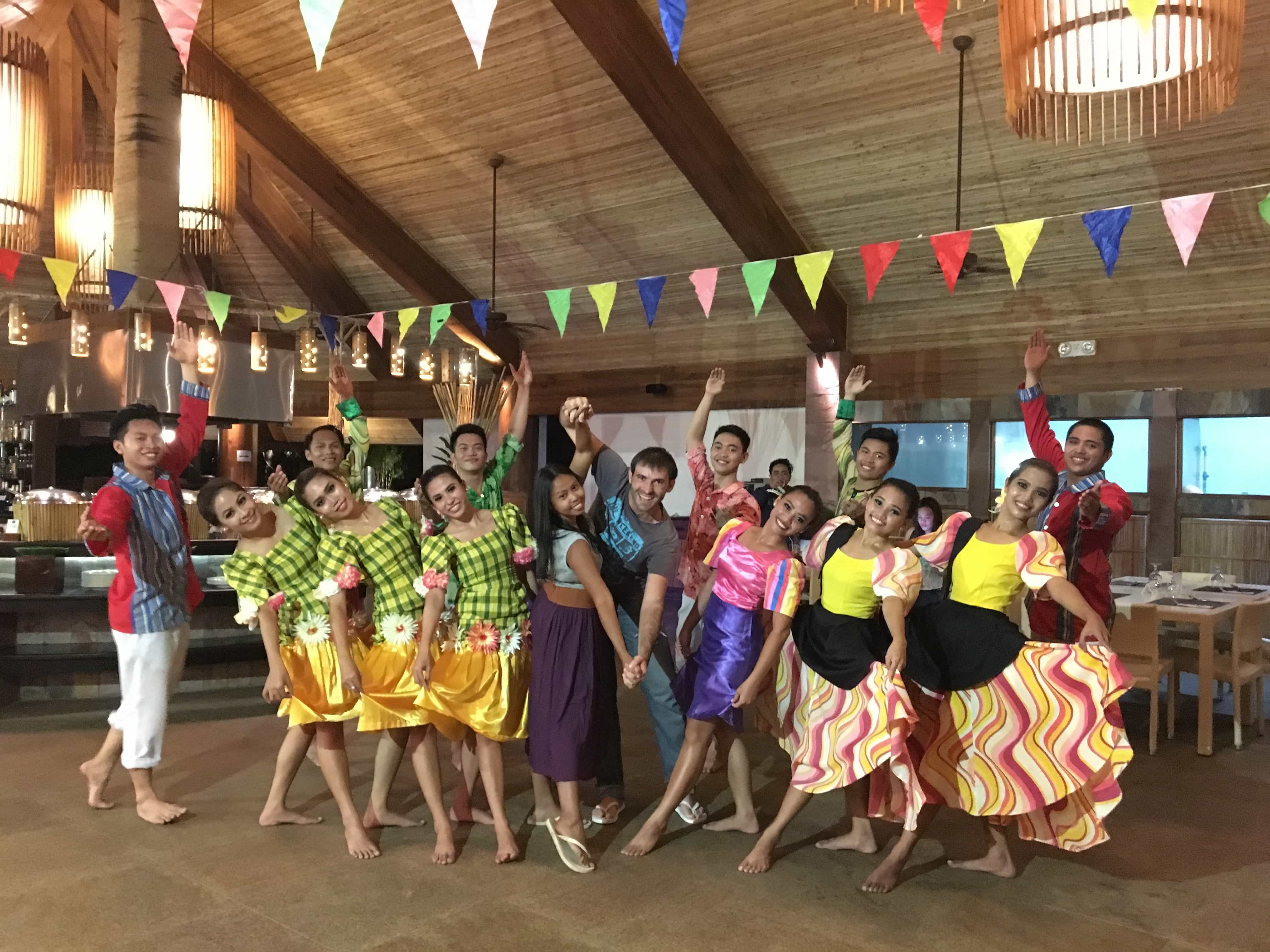 things to do in bohol, bohol tourist spots, chocolate hills in bohol, bohol tourist spots itinerary, bohol tourist spots, what to do in loboc bohol, where to stay in bohol, how to get to bohol