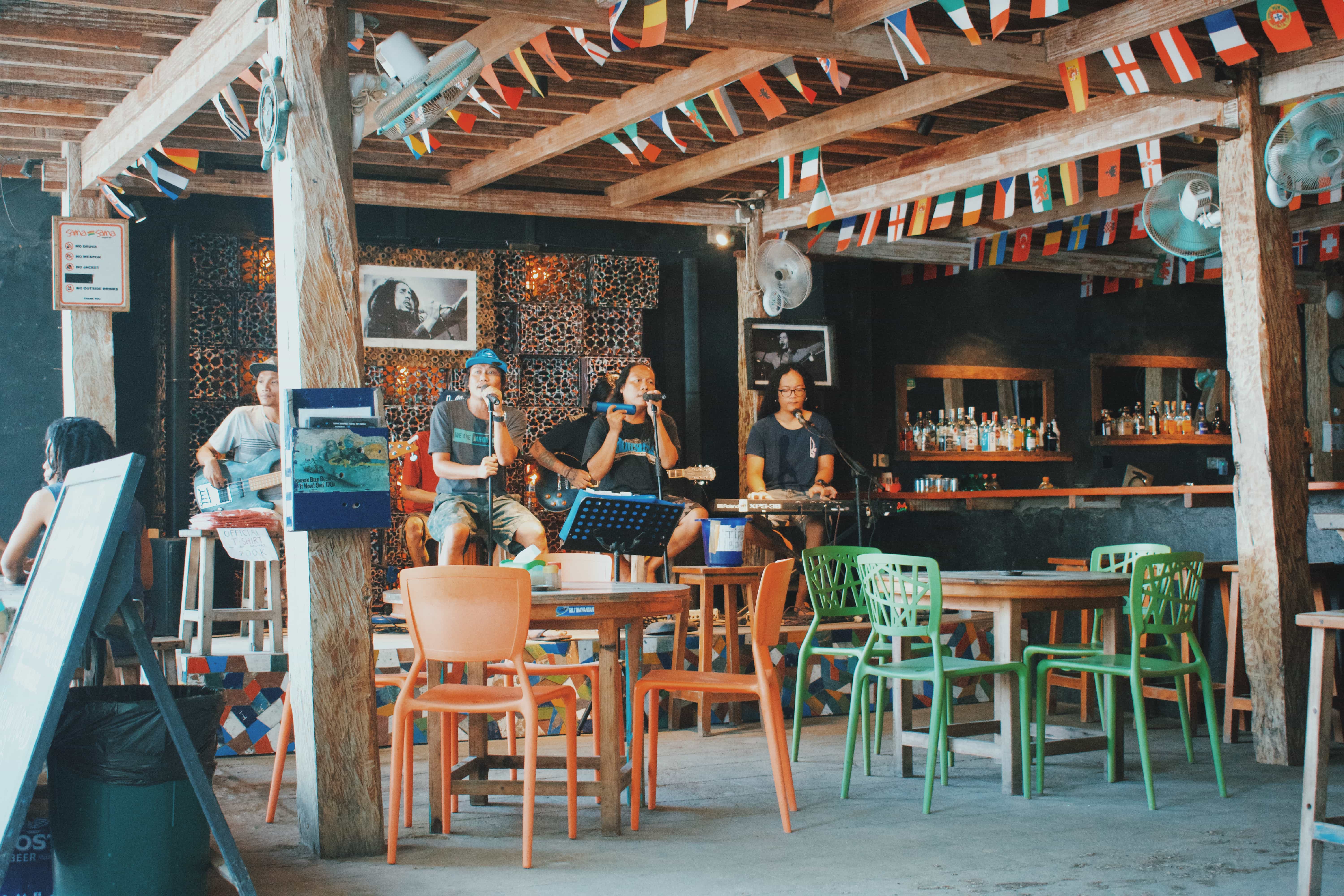 things to do in gili trawangan, how to get to Gili Trawangan, gili trawangan viewpoint, things to do in gili air, places to go in gili trawangan, romantic things to do in gili trawangan, gili islands, gili trawangan booze cruise