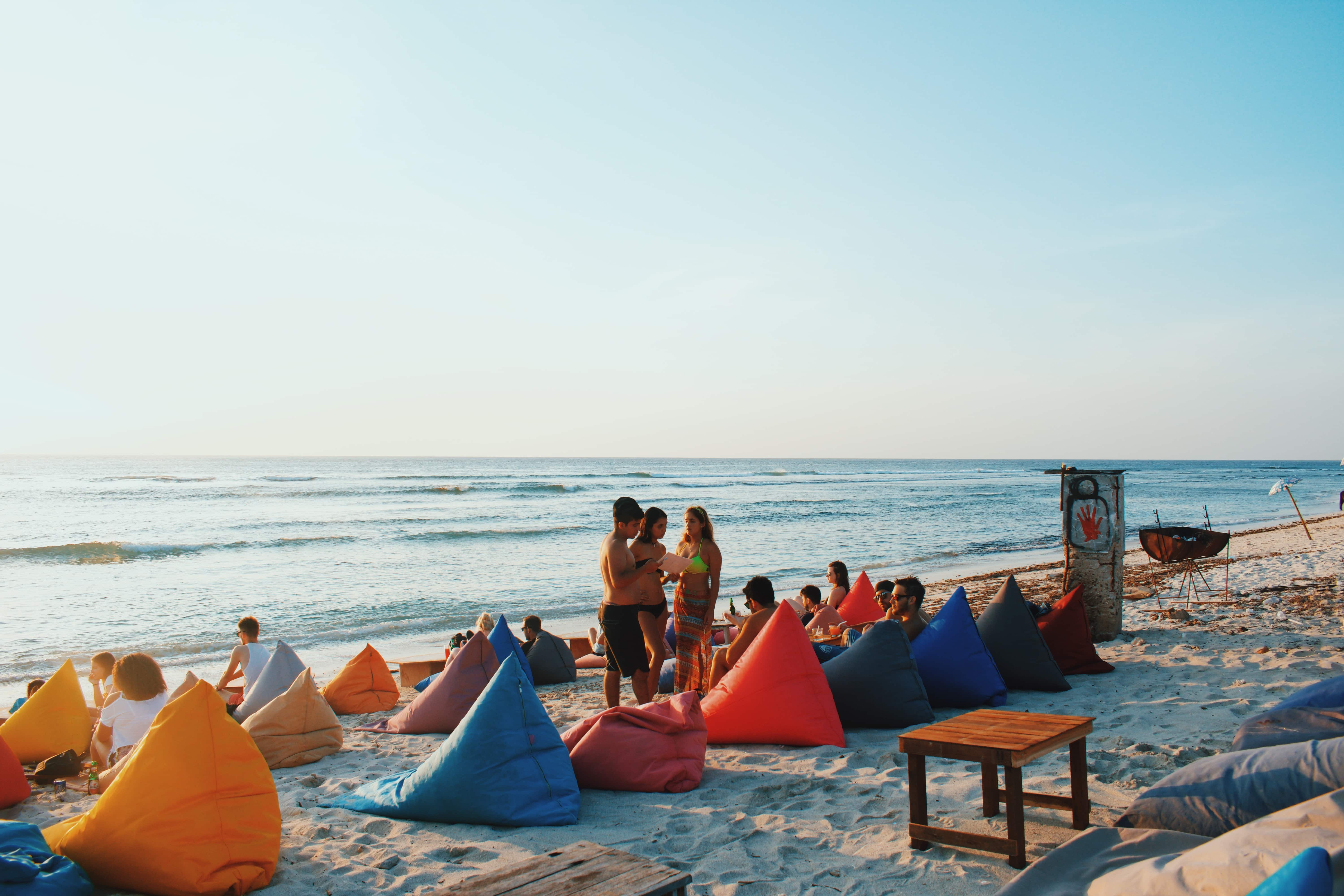 things to do in gili trawangan, how to get to Gili Trawangan, gili trawangan viewpoint, things to do in gili air, places to go in gili trawangan, romantic things to do in gili trawangan, gili islands, gili trawangan booze cruise