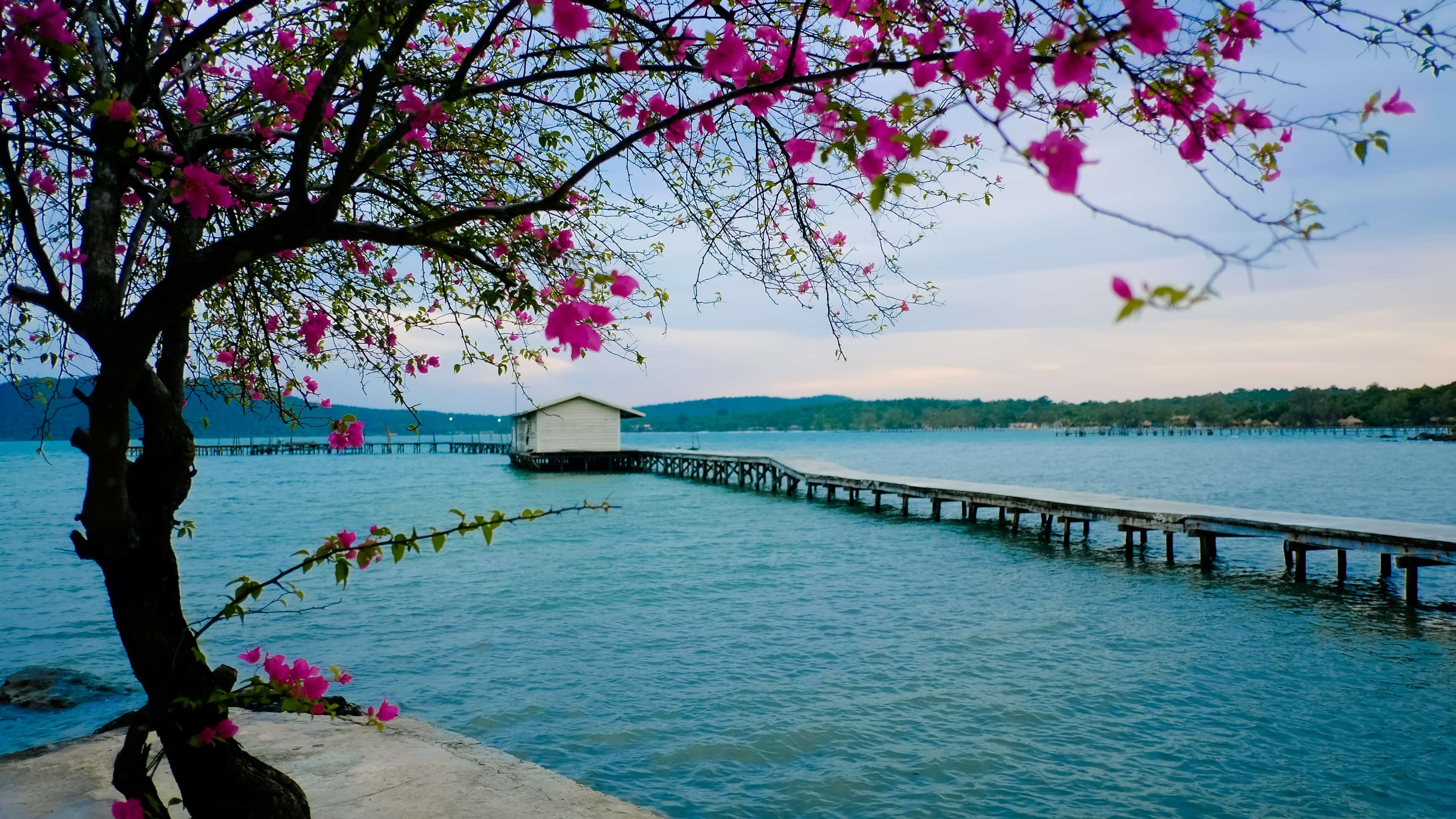 Long Set Beach cambodia, things to do in koh rong