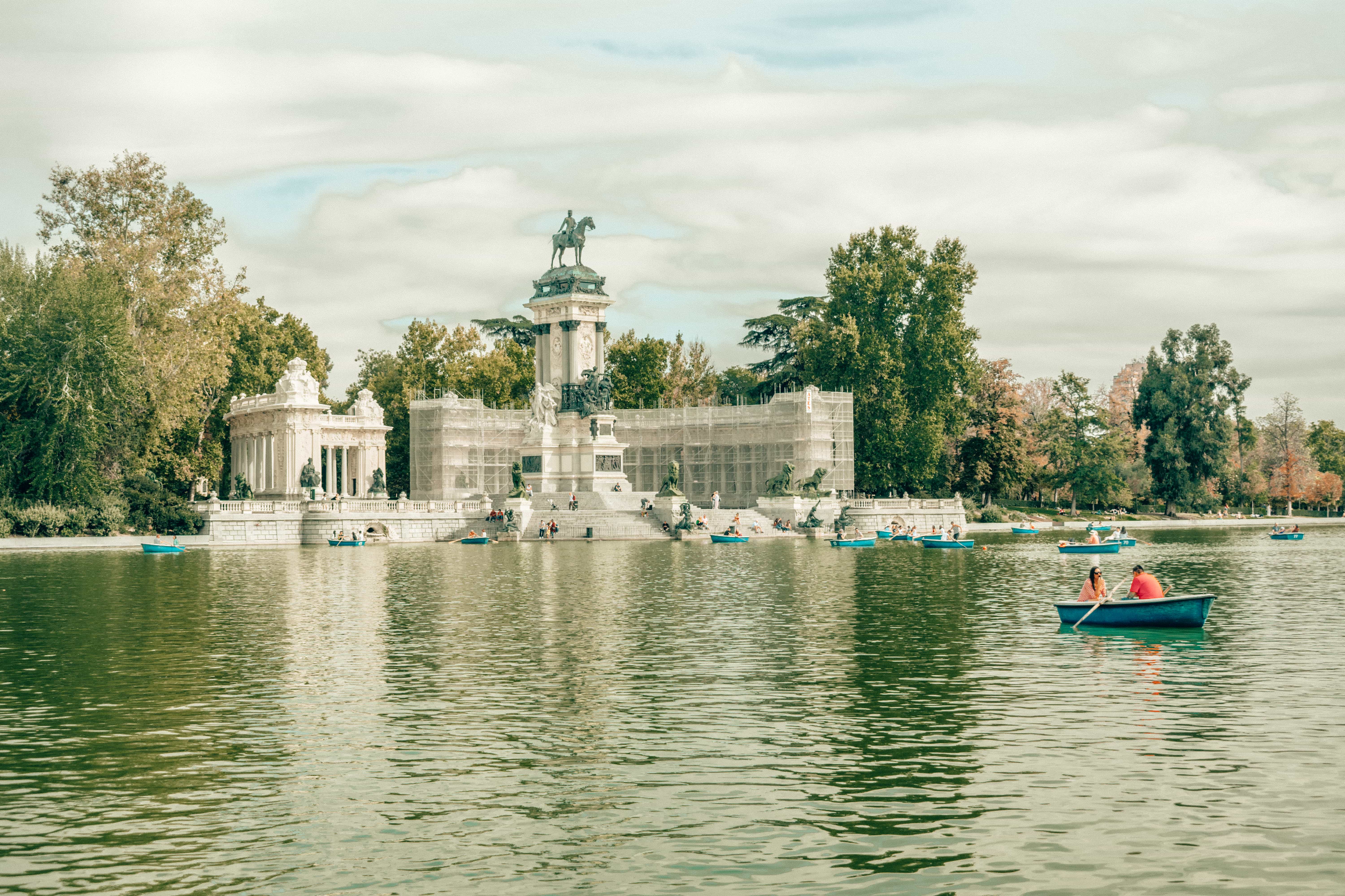 A Perfect 3 Days Madrid Itinerary - Best Day Trips Around Madrid 7 Retiro Park in Madrid, places to visit in Madrid, things to do in Madrid, Madrid travel guide