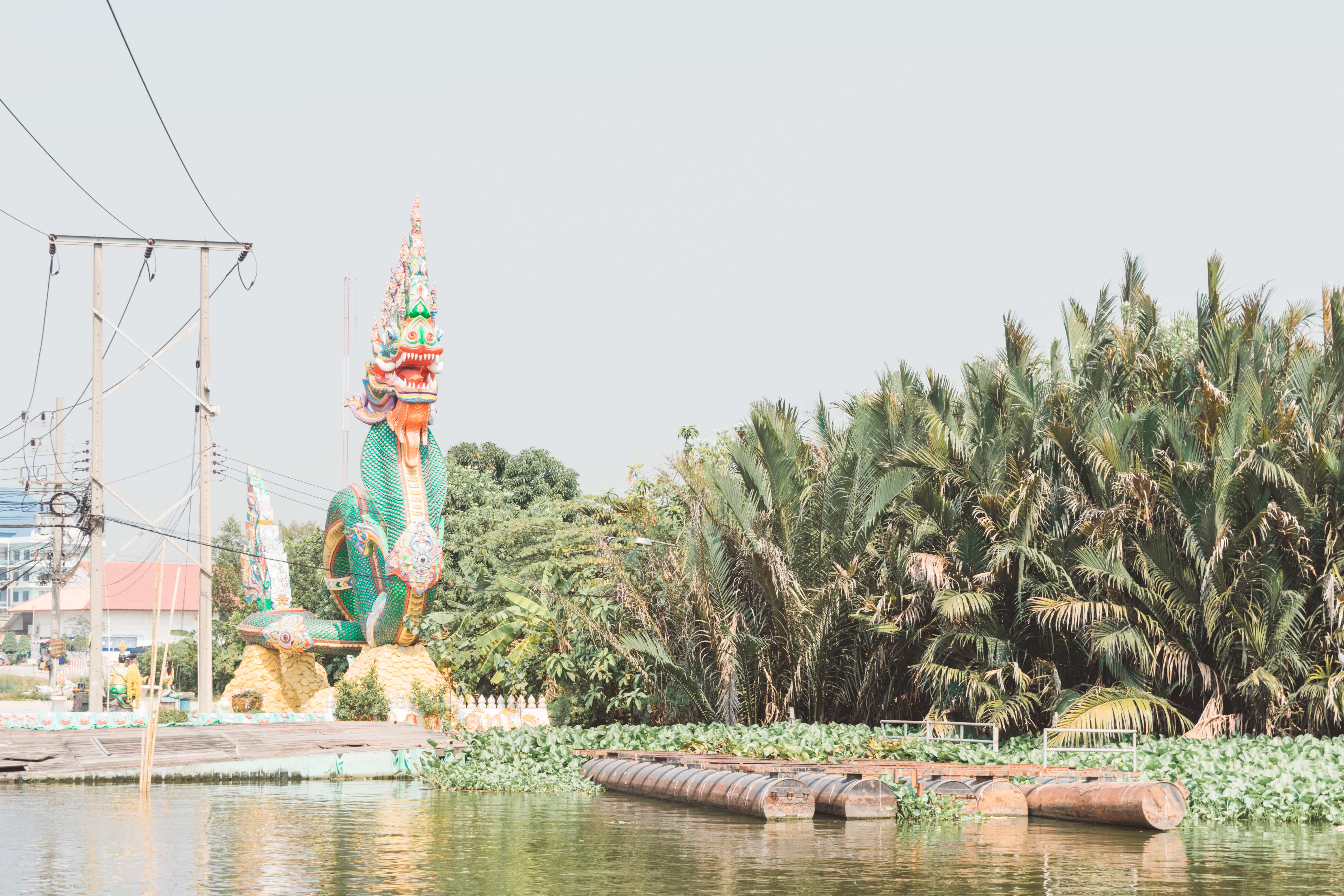 How to Get From Bangkok Airport to Khao San Road Best Way 10 How to get Khao San Road from the airport, How to get Khao San Road, Khao San Road night market, Where to stay in Khao San Road, where to sleep in Khao San Road, what to do in Khao San Road, What to eat in Khao San Road, Unicorn Cafe