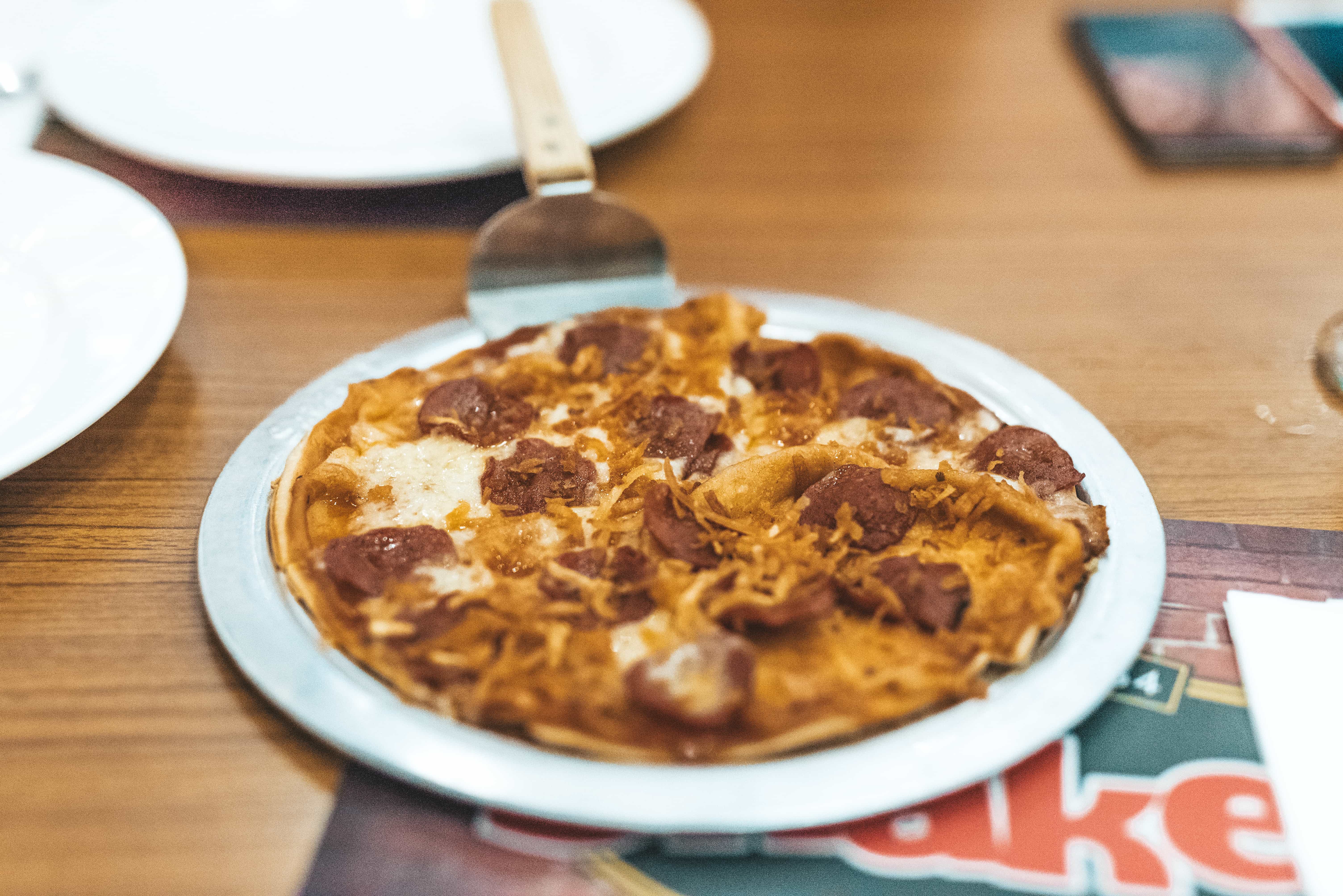 things to do in Angeles city, where to eat in Angeles city, how to get to angesles city, Holy Rosary Parish Church, zoocobia fun zoo, fontana water park, puning hot spring, resorts in angeles city, festivals in Angeles city, where to sleep in Angeles city