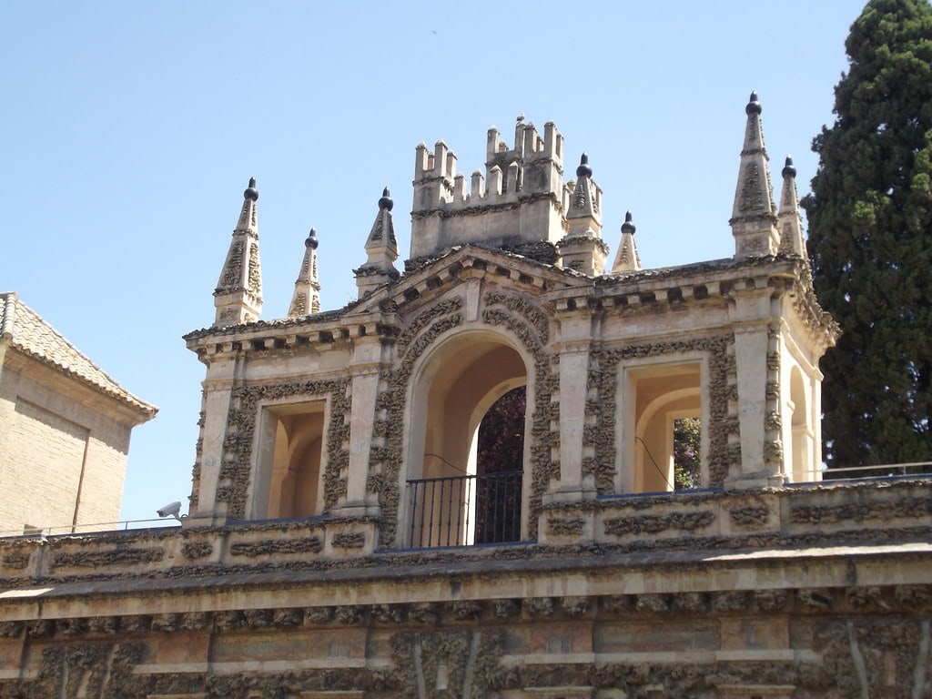 Alcazar of Seville, places to visit in Seville