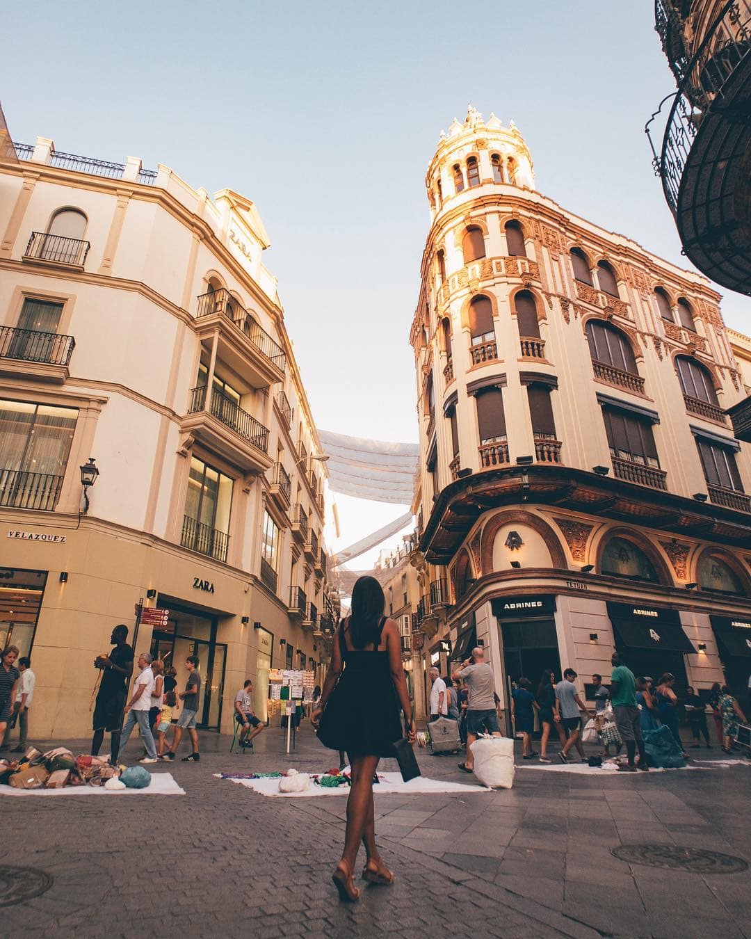 North Spain Vs South Spain: Which One Is Better For Travel And Food, 10 Top Money-Saving Tips For Spain, 8 Travel Bucketlist Destinations South of Spain, How To Get From Tavira to Seville Best Way, cheapest way from Tavira to Seville, Tavira to Seville, shuttle bus from Tavira to Seville, taxi from Tavira to Seville, Uber from Tavira to Seville, Tavira to Seville by bus, bus fare from Tavira to Seville, best way from Tavira to Seville, train from Tavira to Seville , Best things to do in Seville and Places to visit in Seville