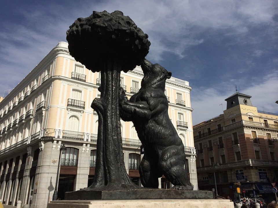 Oso And Madroño (Bear And Strawberry Tree), Madrid Instagram Spots, most instagrammable places in madrid