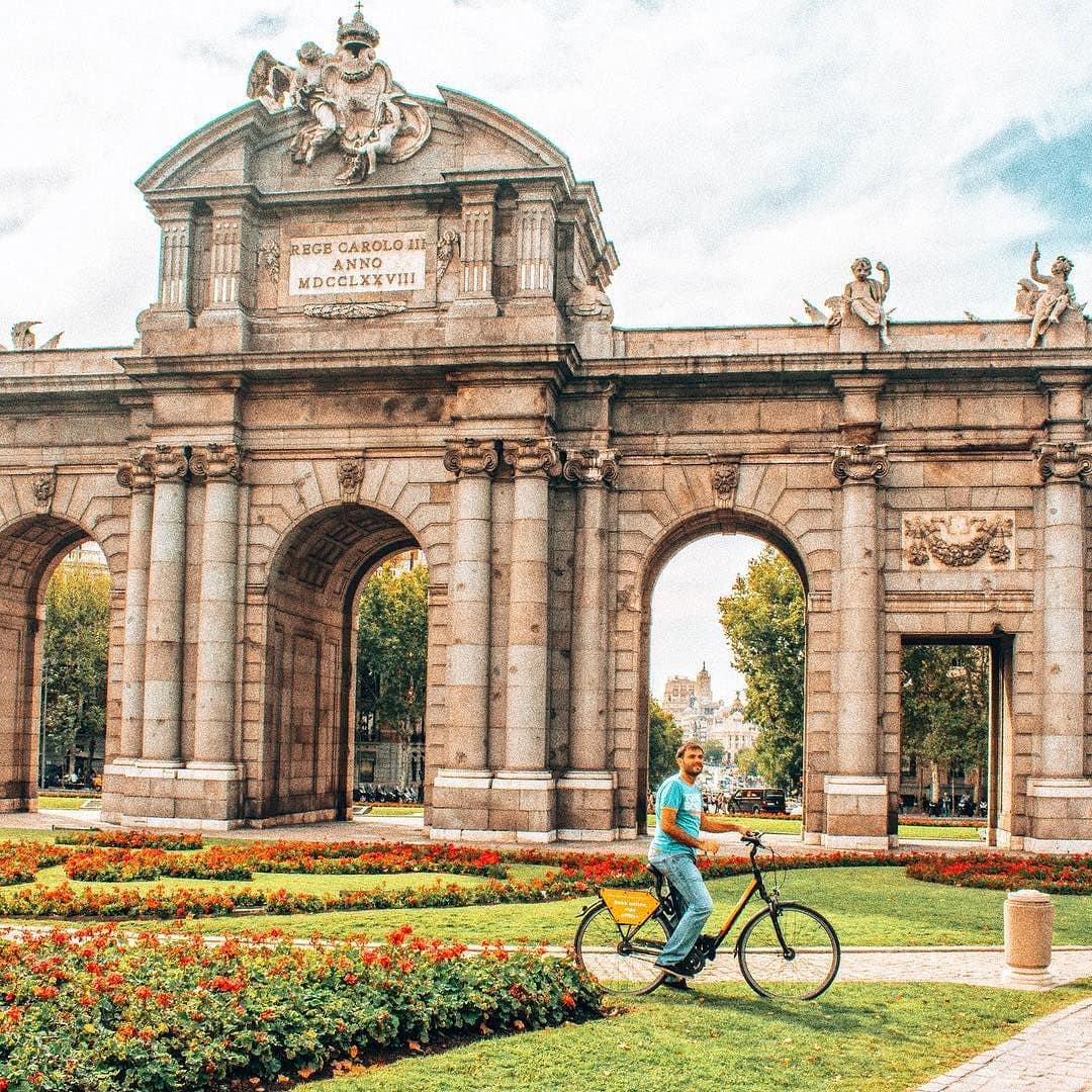 A Perfect 3 Days Madrid Itinerary - Best Day Trips Around Madrid 8 puerta de alcala