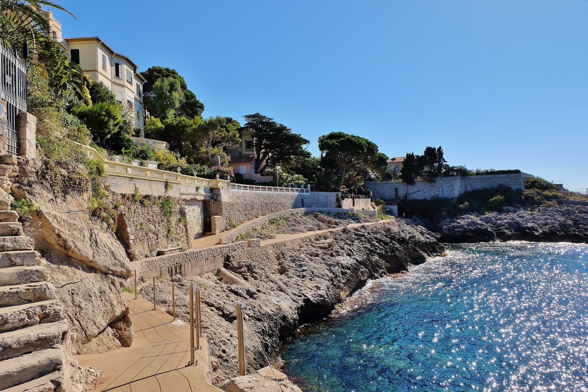 Things to do in Nice, Places to visit in Nice, Beaches in Nice, Plage Mala