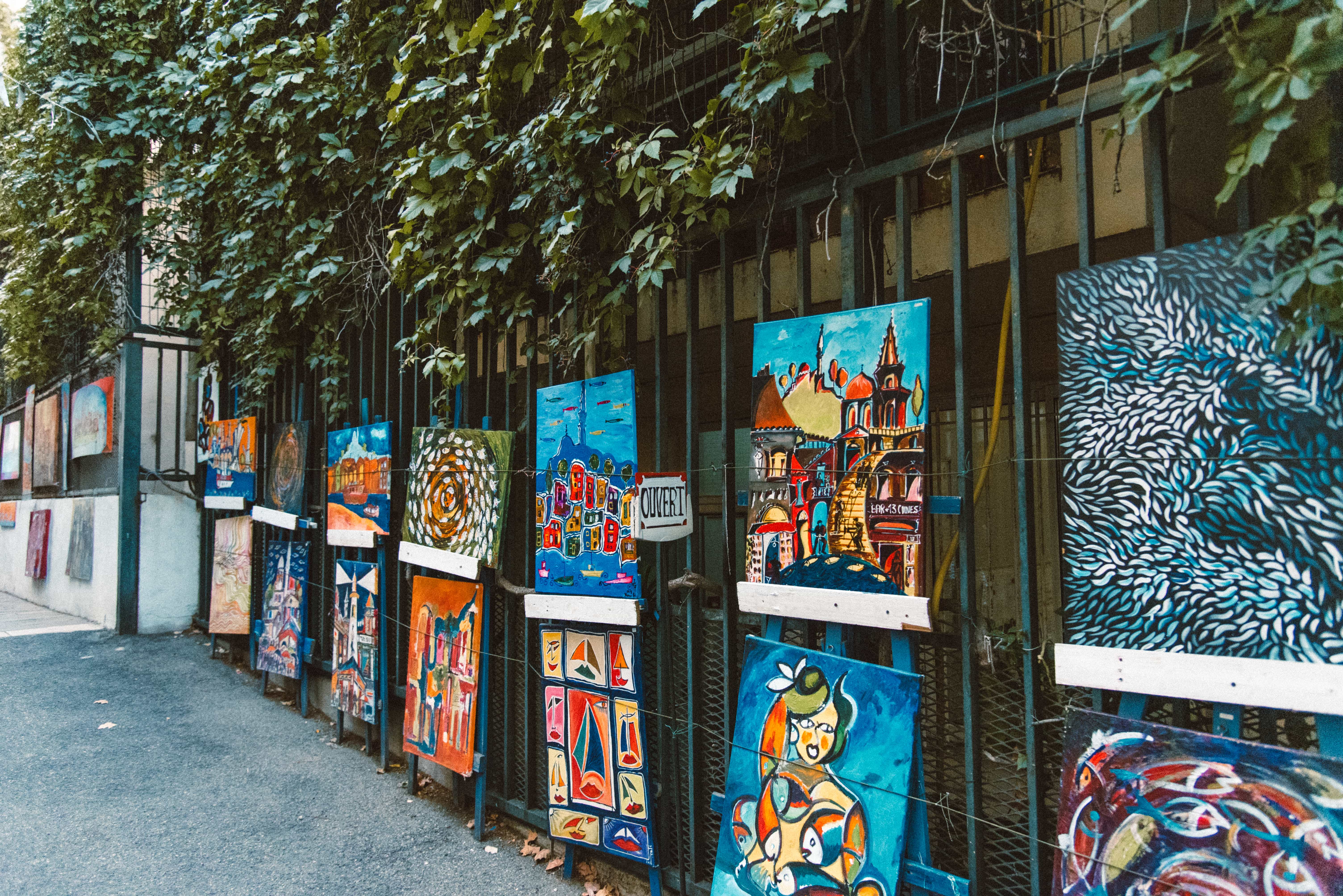 Things to do in Marseille, Places to visit in Marseille, Beaches in Marseille,, walking around le panier
