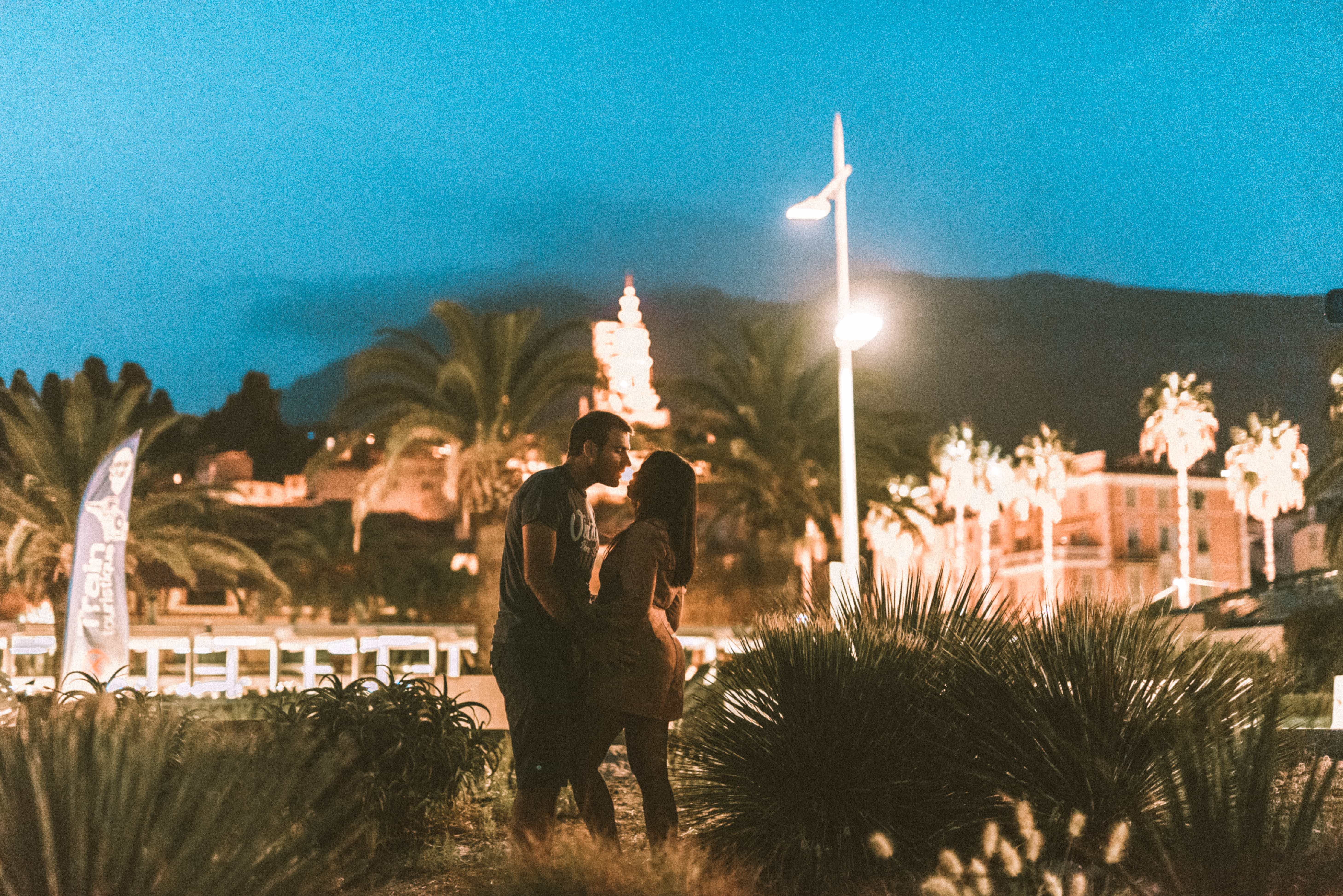 Things to do in Nice, Places to visit in Nice, Beaches in Nice, bibycle around Nice, day trip to Montecarlo, day trip to Menton