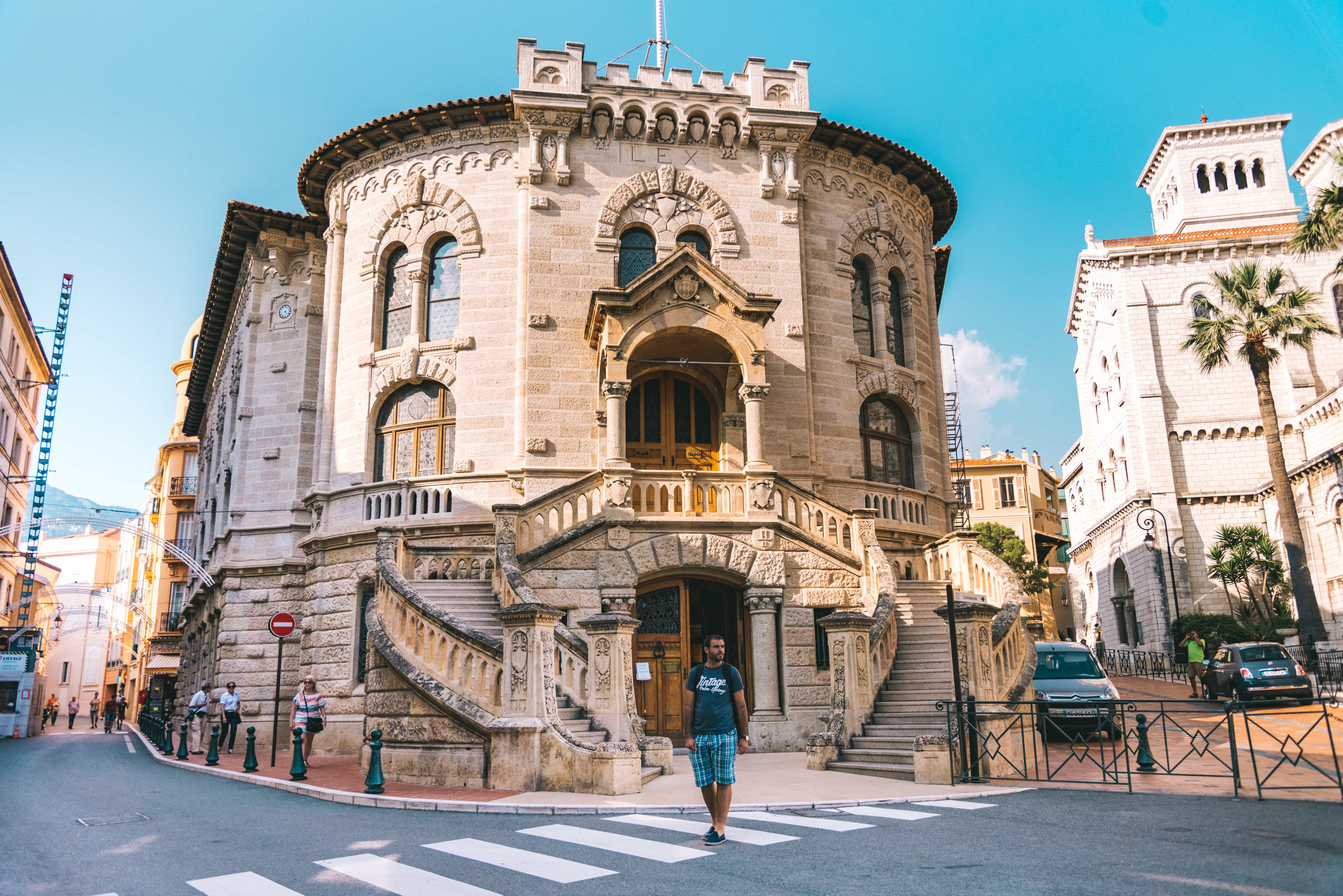 Things to do in Nice, Places to visit in Nice, Beaches in Nice, bibycle around Nice, day trip to Montecarlo