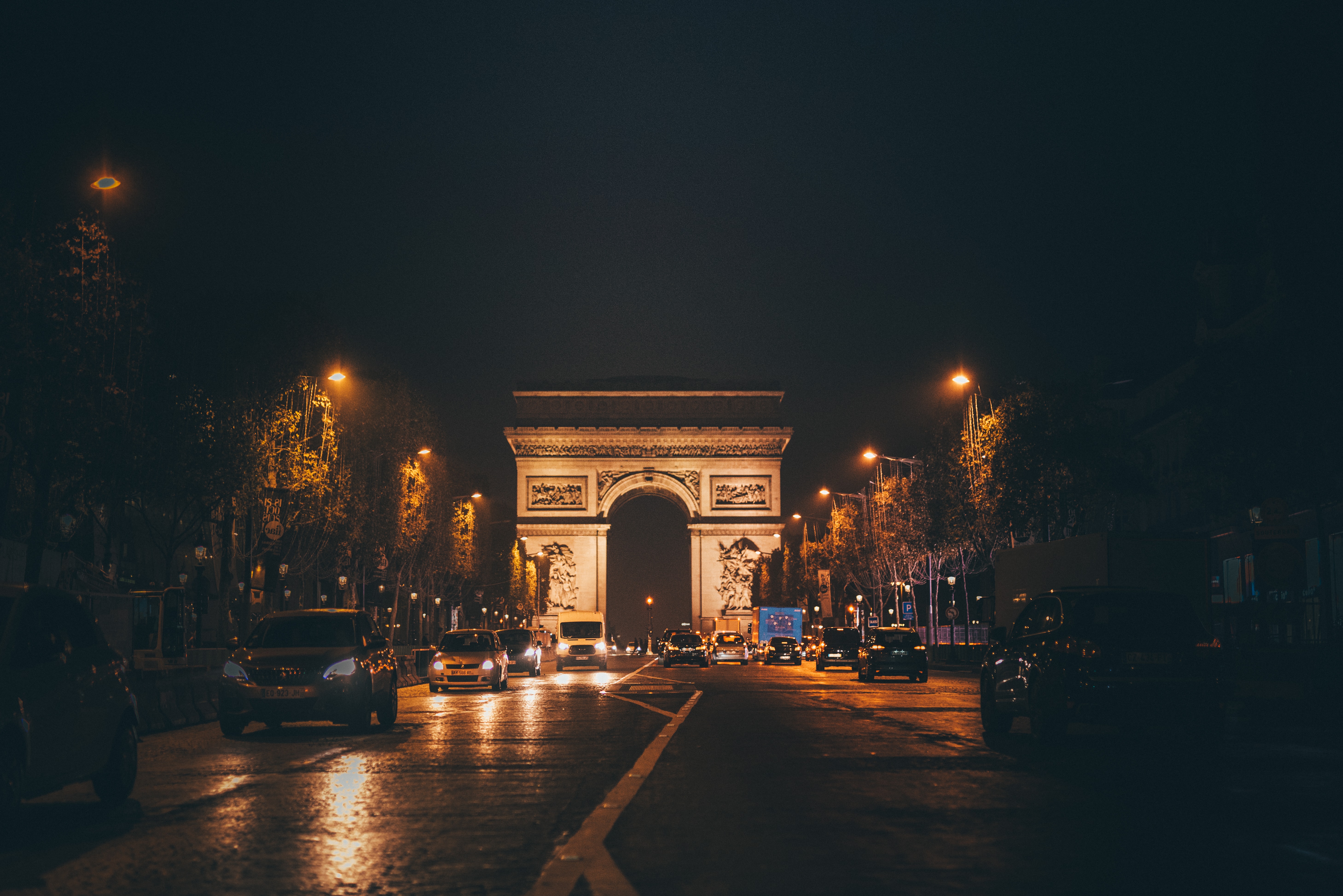 Most Instagrammable places in Paris, Arc de Triomphe