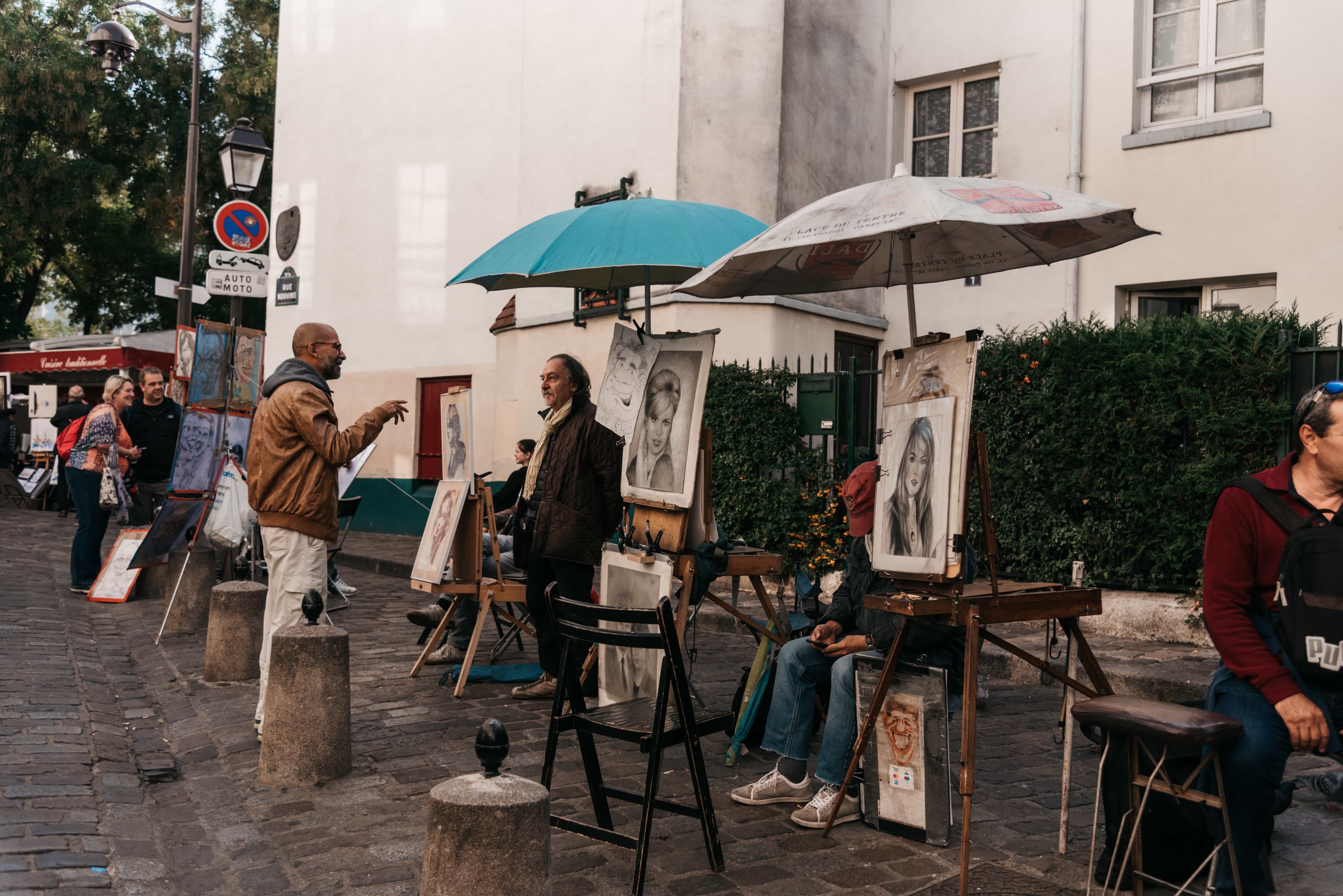 Most Instagrammable places in Paris, street art in Paris