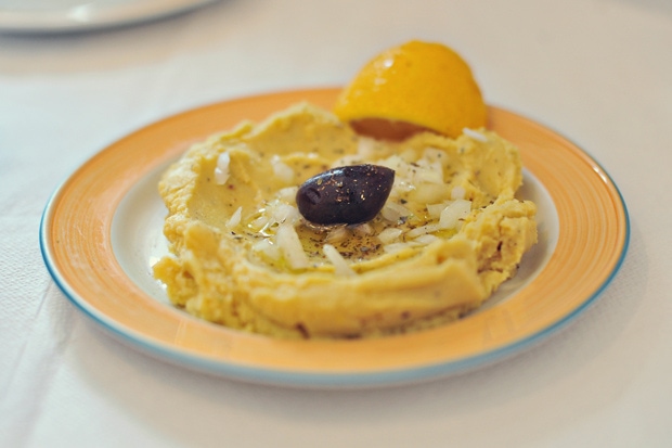 13 Greek Dishes Locals Devour but Tourists Never Discover 12 Things to do in Santorini, Places to visit in Santorini, Food to try in Santorini, Fava
