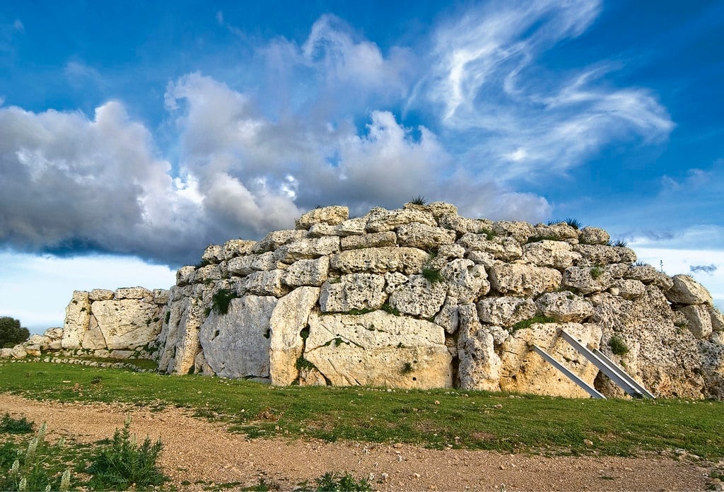 Things to do in Malta, Places to visit in Malta, Ggantija temples