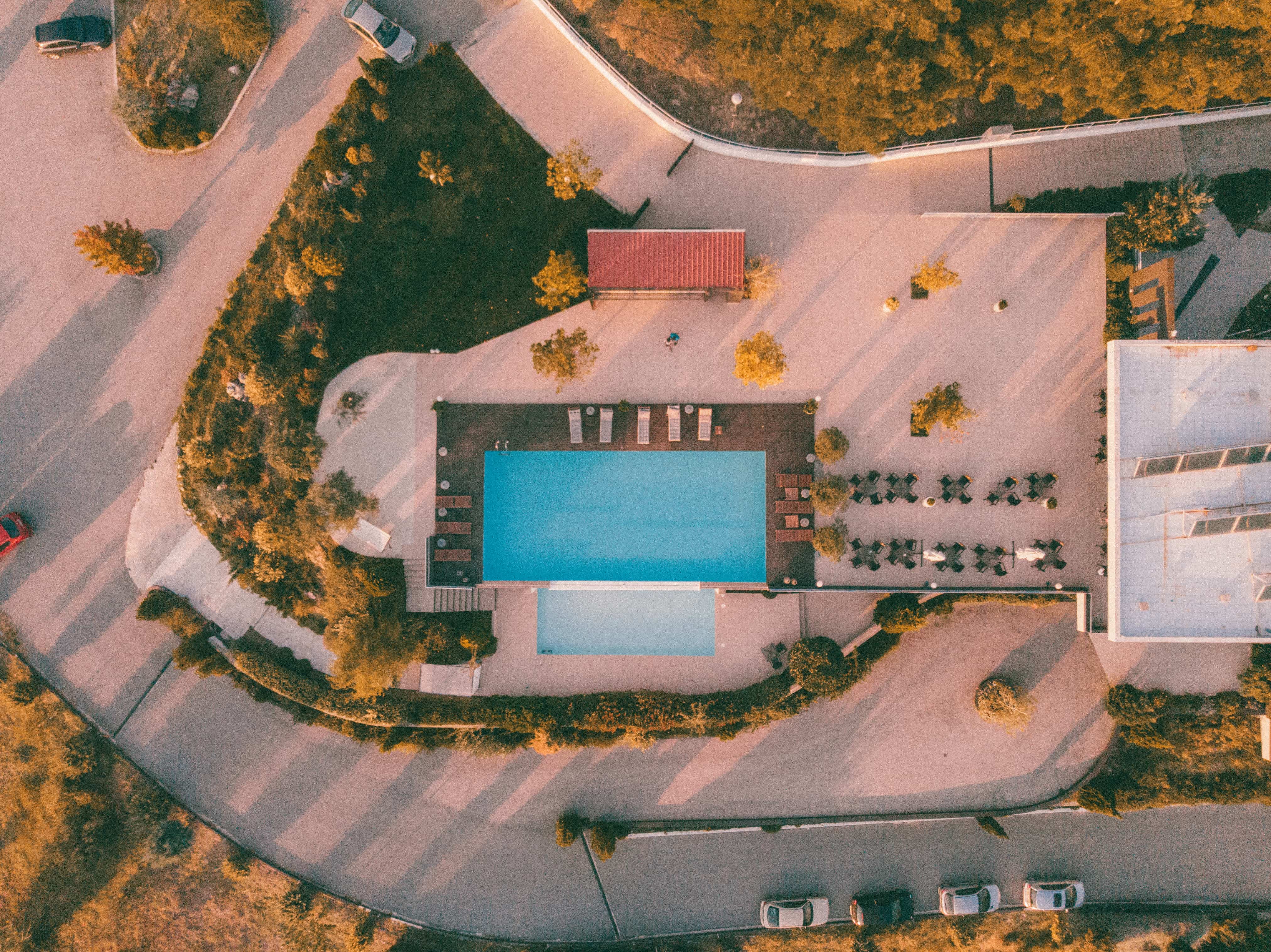 How to get to Meteora from Athens and how to get to Meteora from Thessaloniki. All things to do in Meteora, where to stay in Meteora, monasteries to visit in Meteora