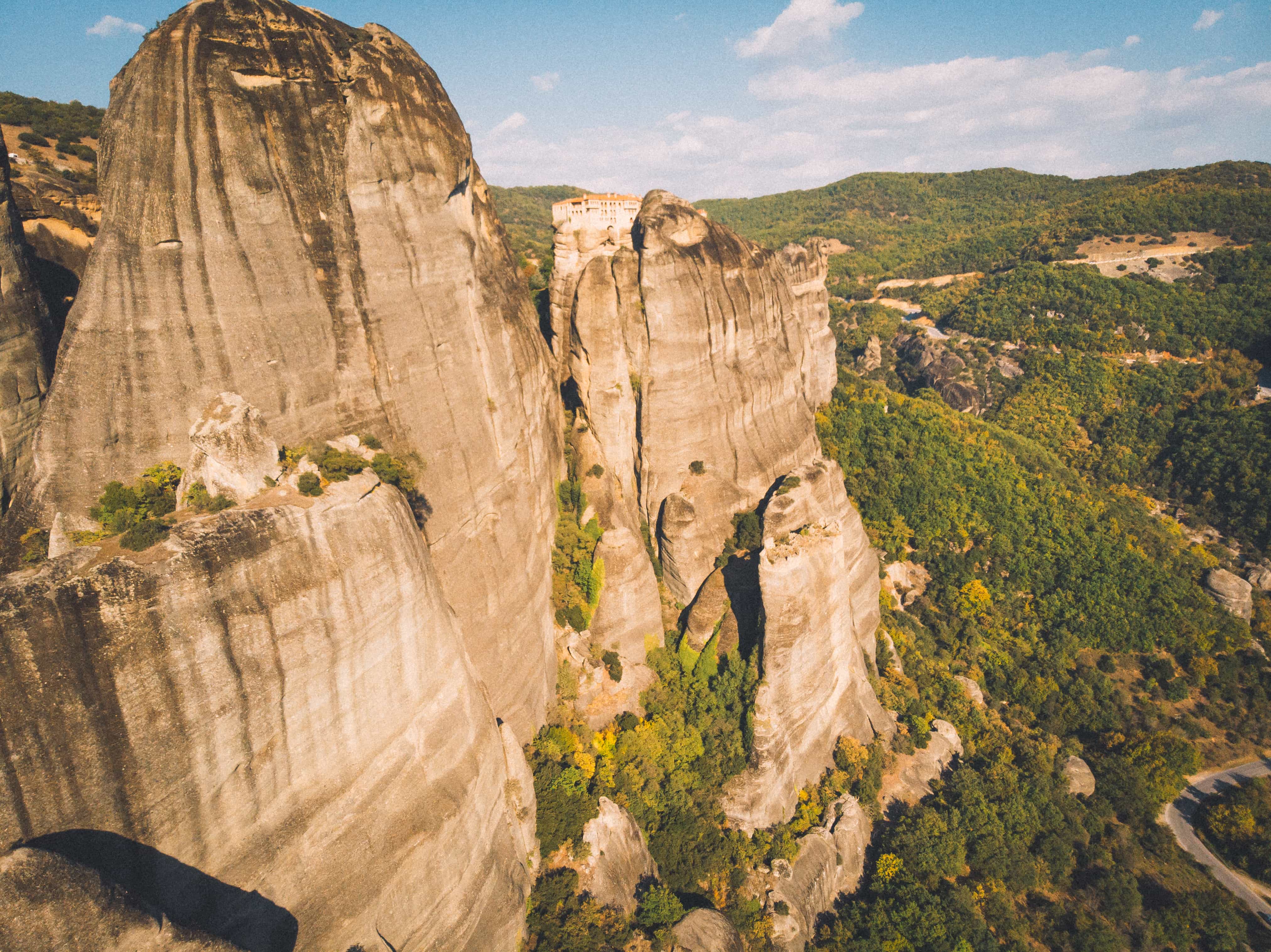 How to get to Meteora from Athens and how to get to Meteora from Thessaloniki. All things to do in Meteora, where to stay in Meteora, monasteries to visit in Meteora