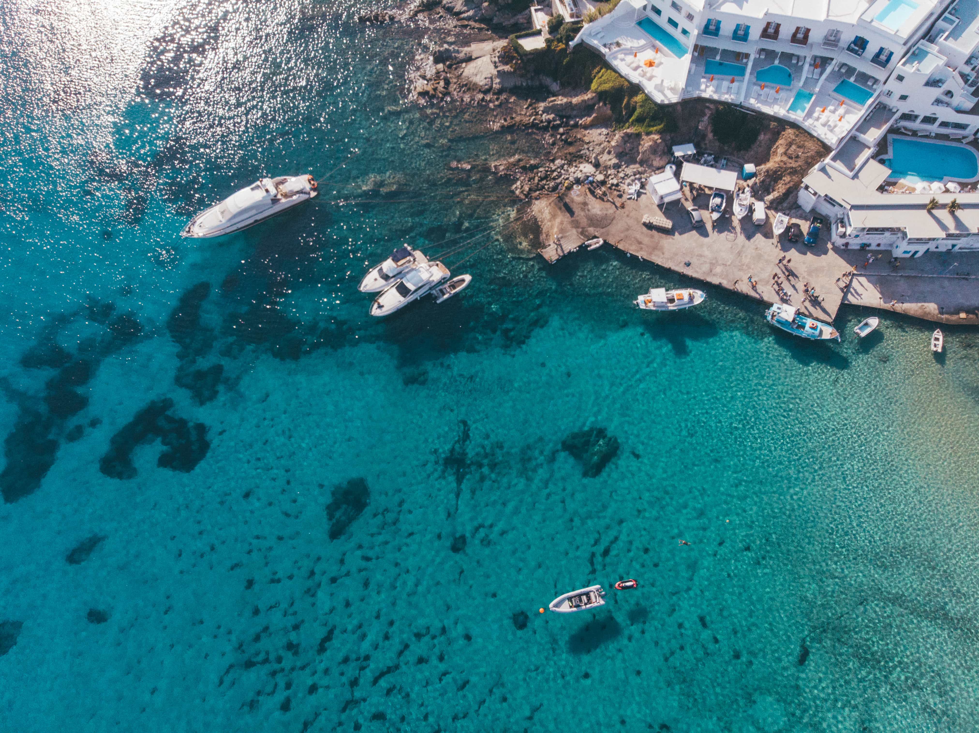 Things to do in Mykonos, Places to visit in Mykonos, Food to try in Mykonos, cavo tagoo mykonos, platis gialos