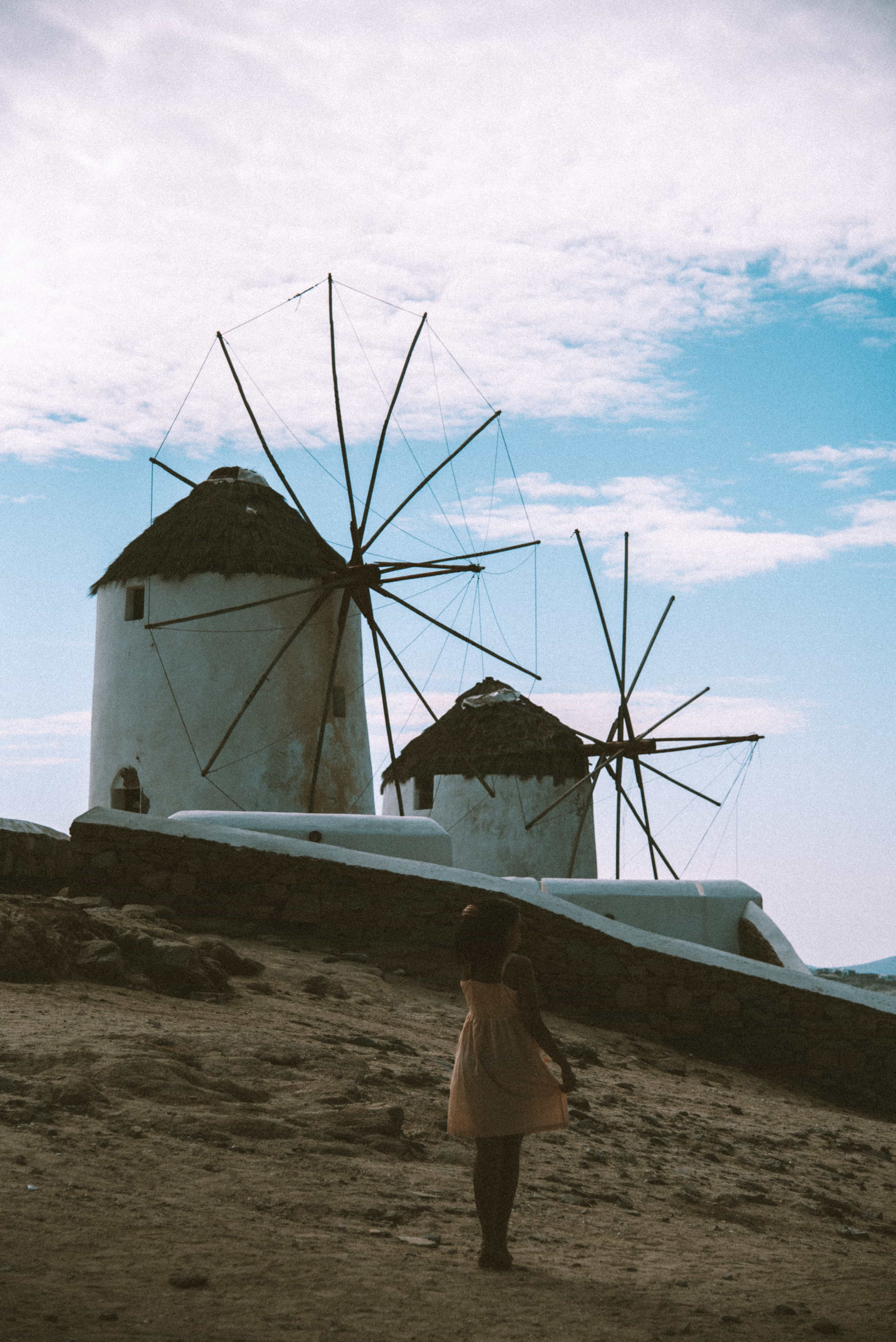 Things to do in Mykonos, Places to visit in Mykonos, Food to try in Mykonos, windmills in mykonos