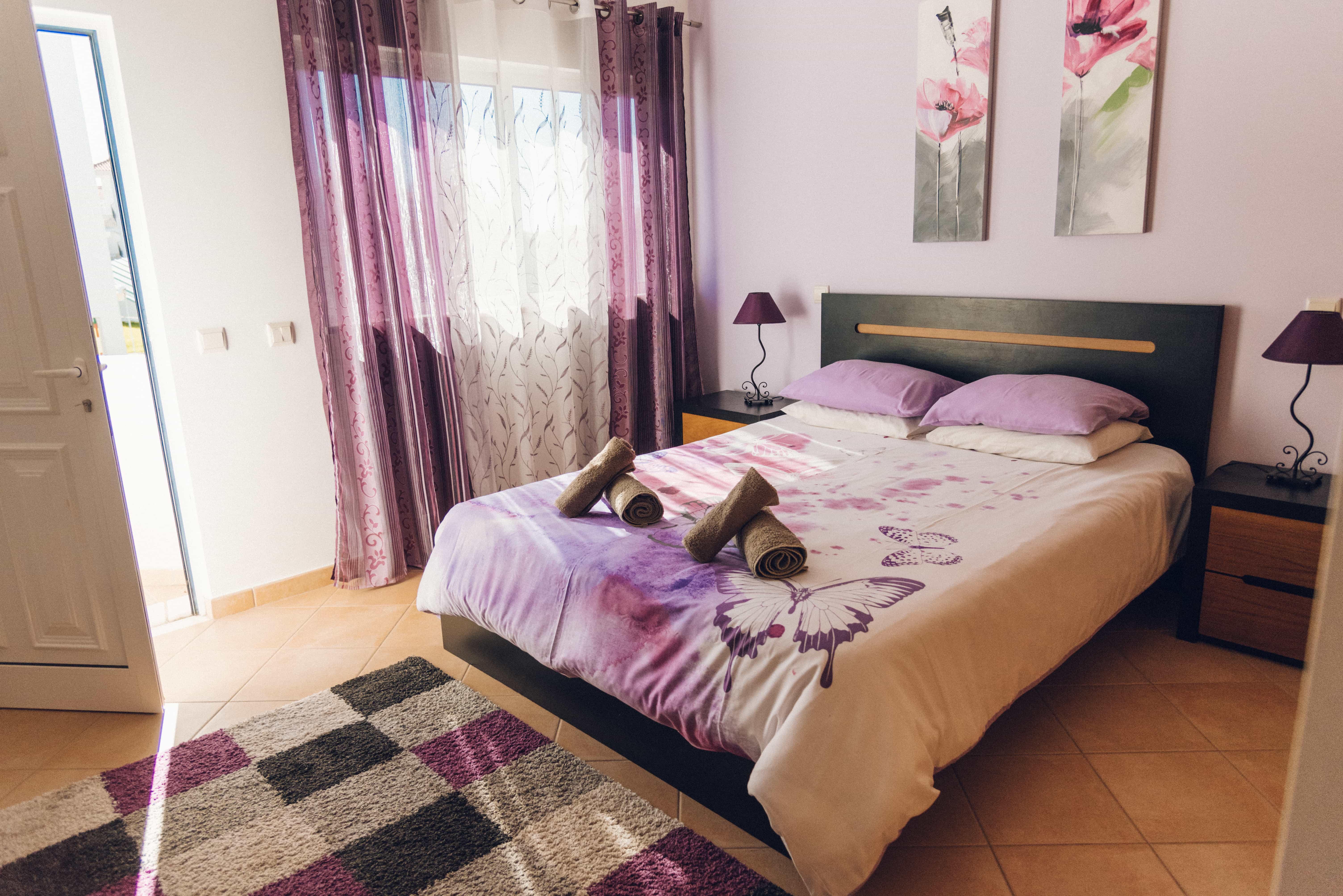 How Europeans Actually Feel About Tourists in 2025