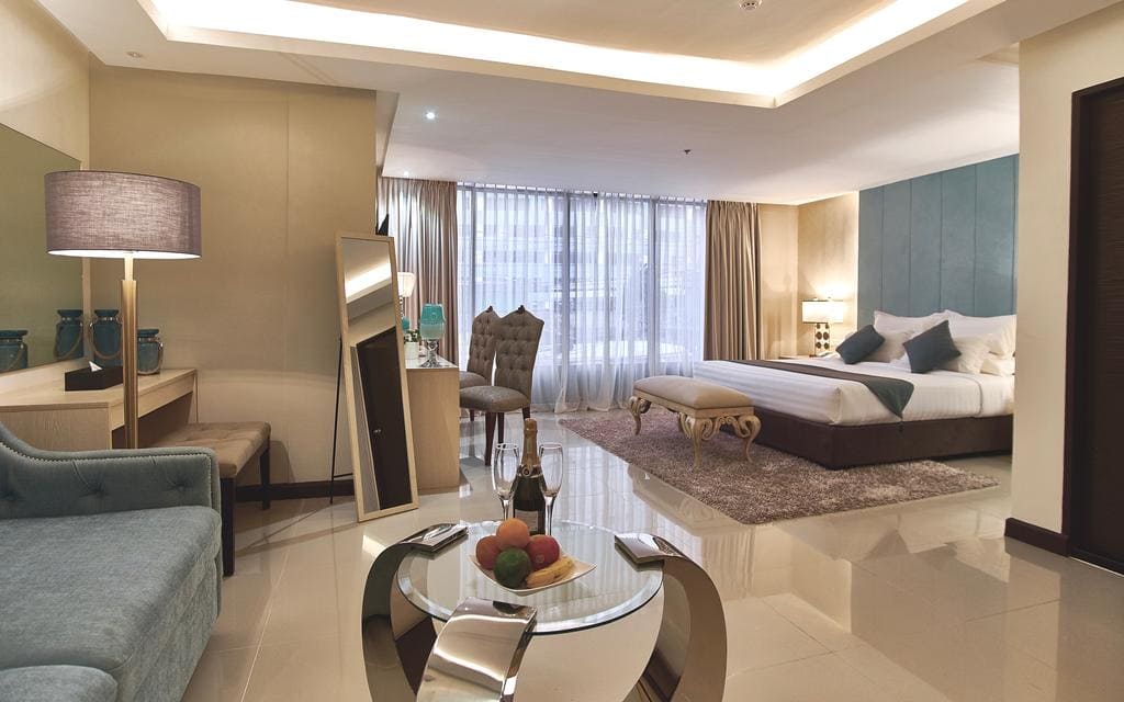 Iloilo Hotels: 20 Best Hotels in Iloilo - Where to Stay in IloIlo 12 Where to stay in Iloilo City, luxury resorts in iloilo, cheap hotels in iloilo, where to sleep in iloilo, J7 Hotel