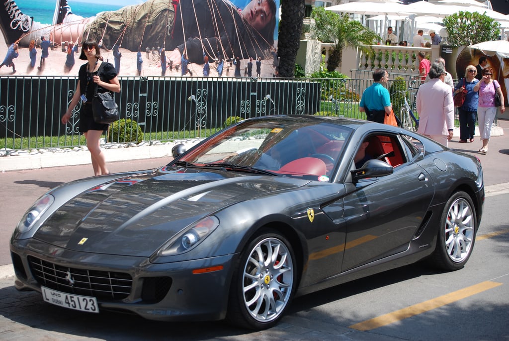 Things to know before visiting France, places to visit in France, You might want to try to learn a few basic French words or phrase before going to France. France Travel Tips