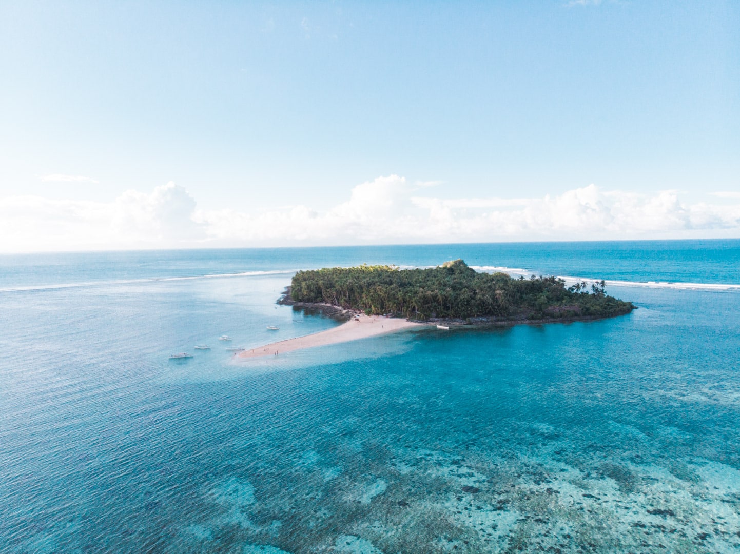 Kawhagan Sandbar, Kawhagan island