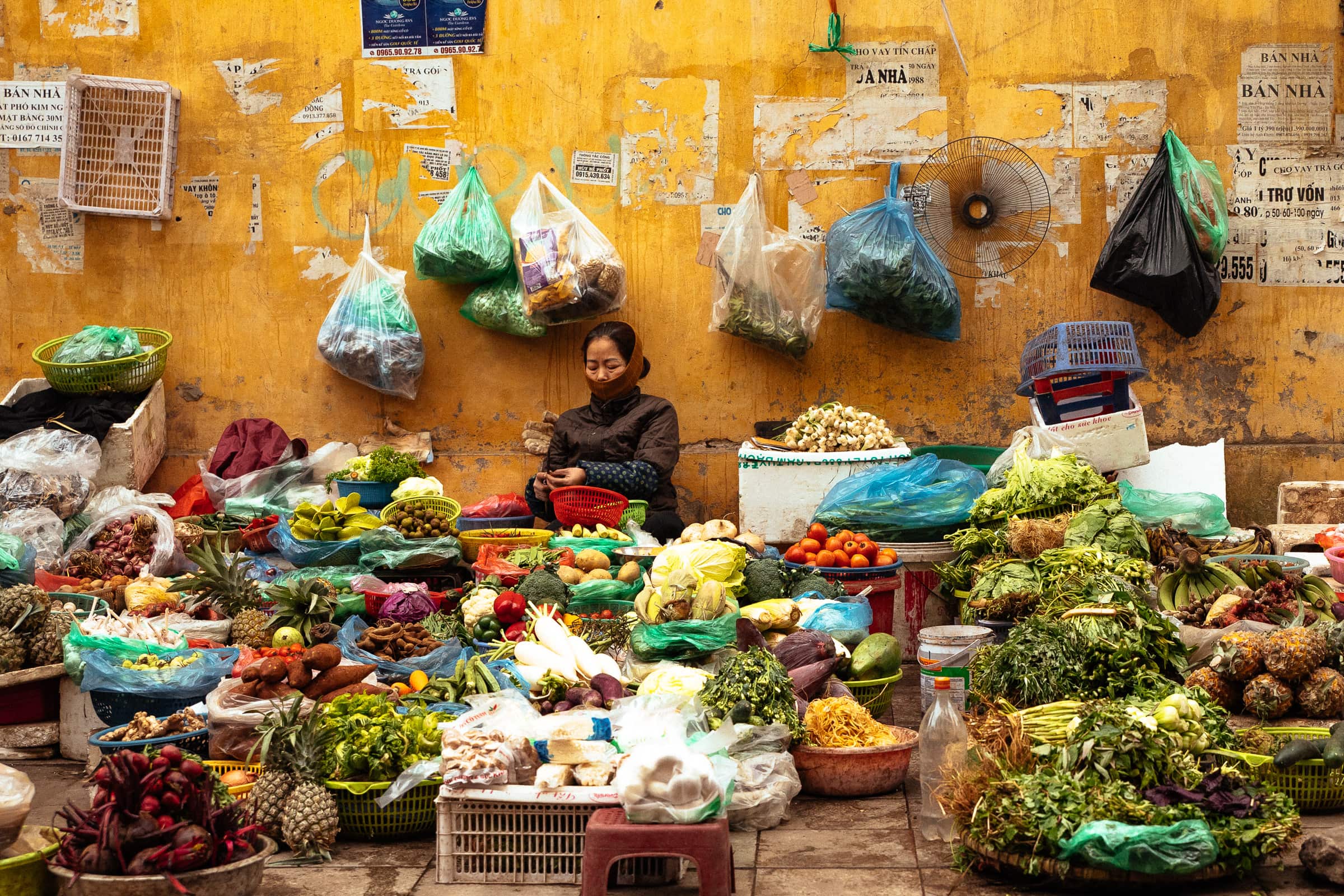 off the beaten path experiences in Hanoi, Walking around alleys of Hanoi's Old quarters