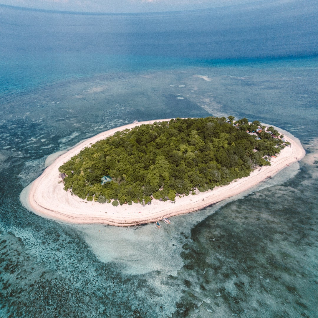 27 Most Instagrammable places in the Philippines 10 top instagrammable places in the Philippines, mantigue island