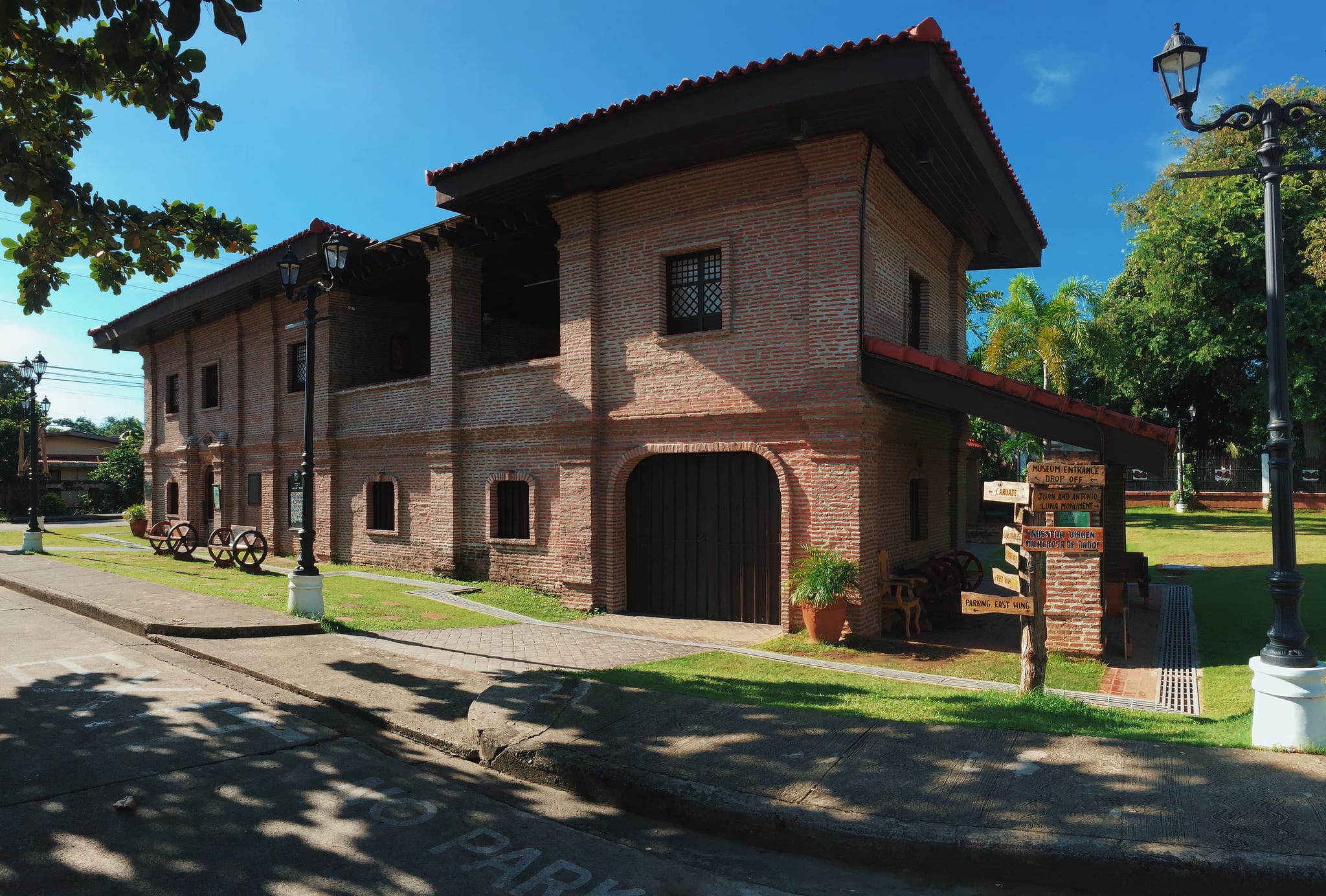 Ilocos Norte tourist spots, Juan Luna Shrine Ilocos Norte, things to do in Laoag, bangui windmills, things to do in pagudpud, tourist spots in Ilocos Norte