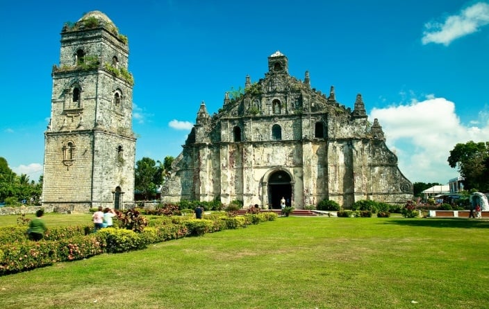 Ilocos Norte tourist spots, paoay vhurch