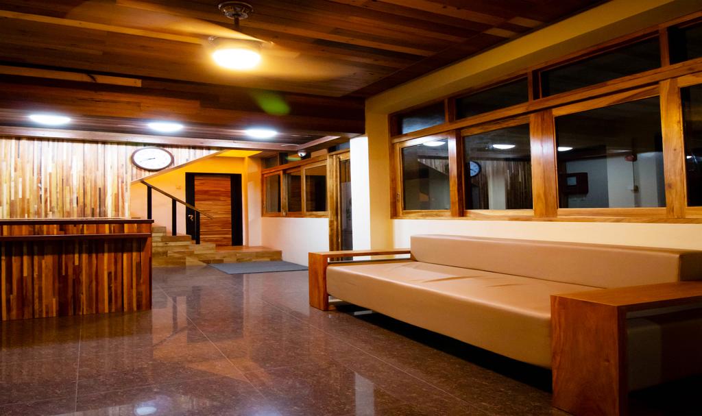 bacolod resorts, bacolod hotels, hotels in bacolod, where to stay in bacolod, cheap hotels in bacolod, Where to stay in Bacolod, Mahogany tourist Inn, cheap hotels in Bacolod