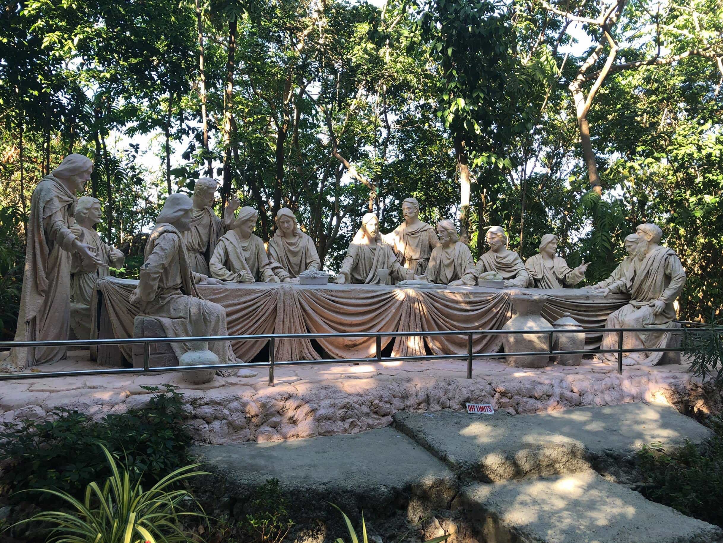 pilgrimage island, 100 islands, hundred islands tour, what to do in Hundred Islands, Hundred islands, Hundred islands Natural Park, Hundred Islands Travel Guide