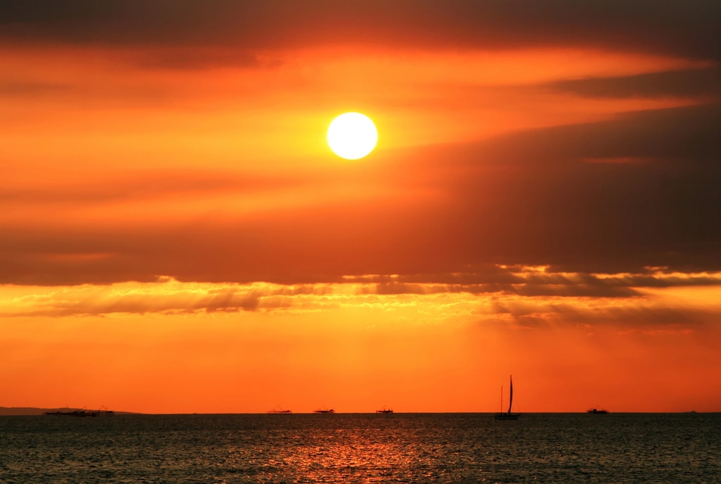 Manila tourist spots, sunset at Manila Bay