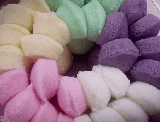 Puto, Street Food Philippines, 
filipino snacks, philippine snacks, filipino merienda 