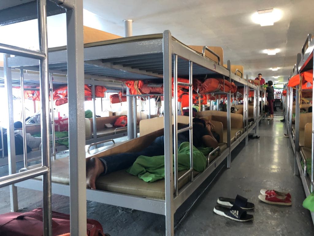 Things to do in Boracay Island, Boracay island travel guide, budget travel in boracay island, Boracay Island, how to get to Boracay island by ferry