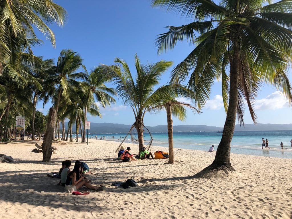 station 3 in Boracay Island, best station in Boracay Island, station 3 in Boracay Island