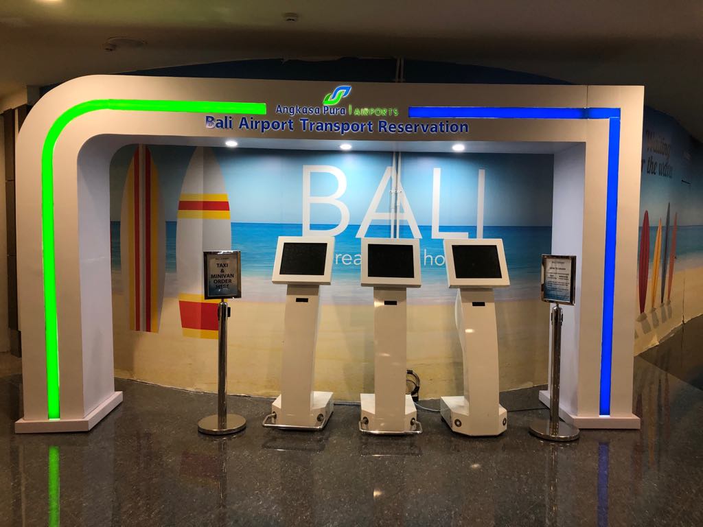 How to get to Ubud from the airport by taxi, bali airport ubud, denpasar to ubud, ubud to airport, bali airport to seminyak, bali airport to seminyak distance, bali airport to seminyak bus, bali airport to seminyak cheapest way