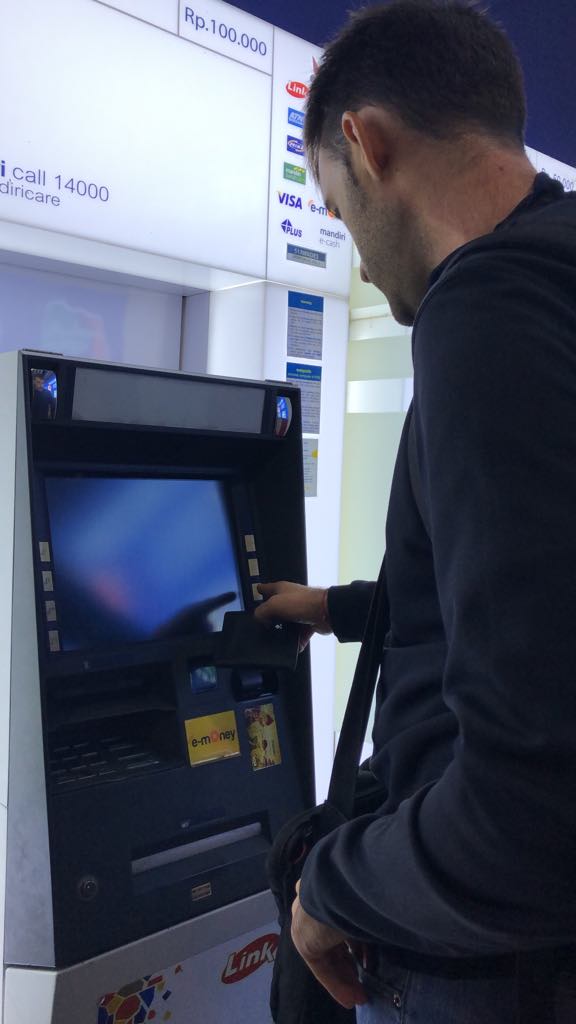 
bali airport to seminyak, bali airport to seminyak distance, bali airport to seminyak bus, bali airport to seminyak cheapest way