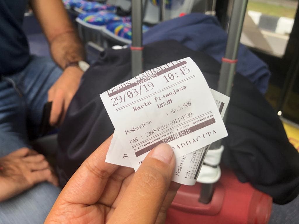 How to get to Ubud by bus from Ngurah Rai International Airport, bali airport ubud, denpasar to ubud