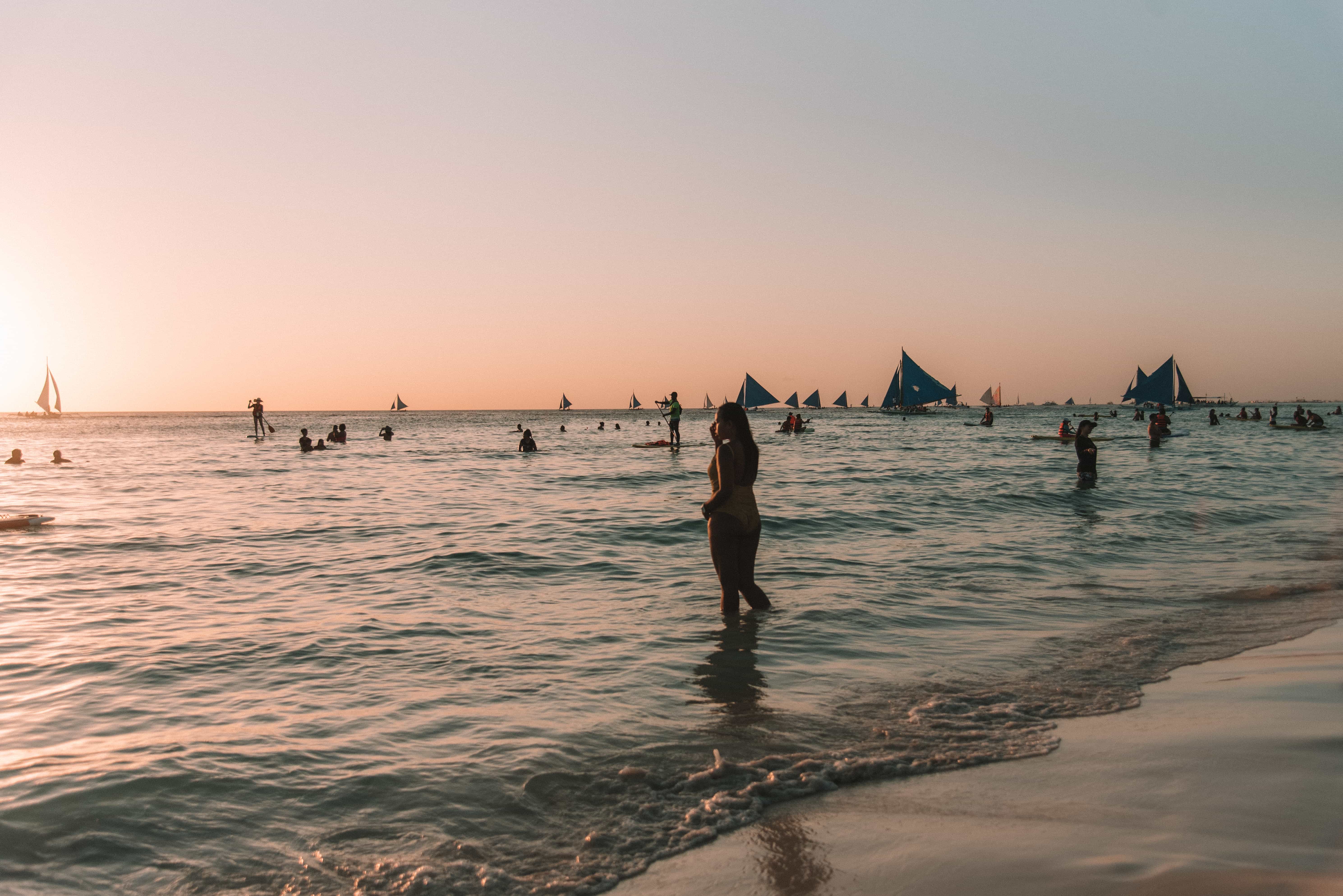 sunset watching boracay island, Things to do in Boracay Island, Boracay island travel guide, budget travel in boracay island, Boracay Island