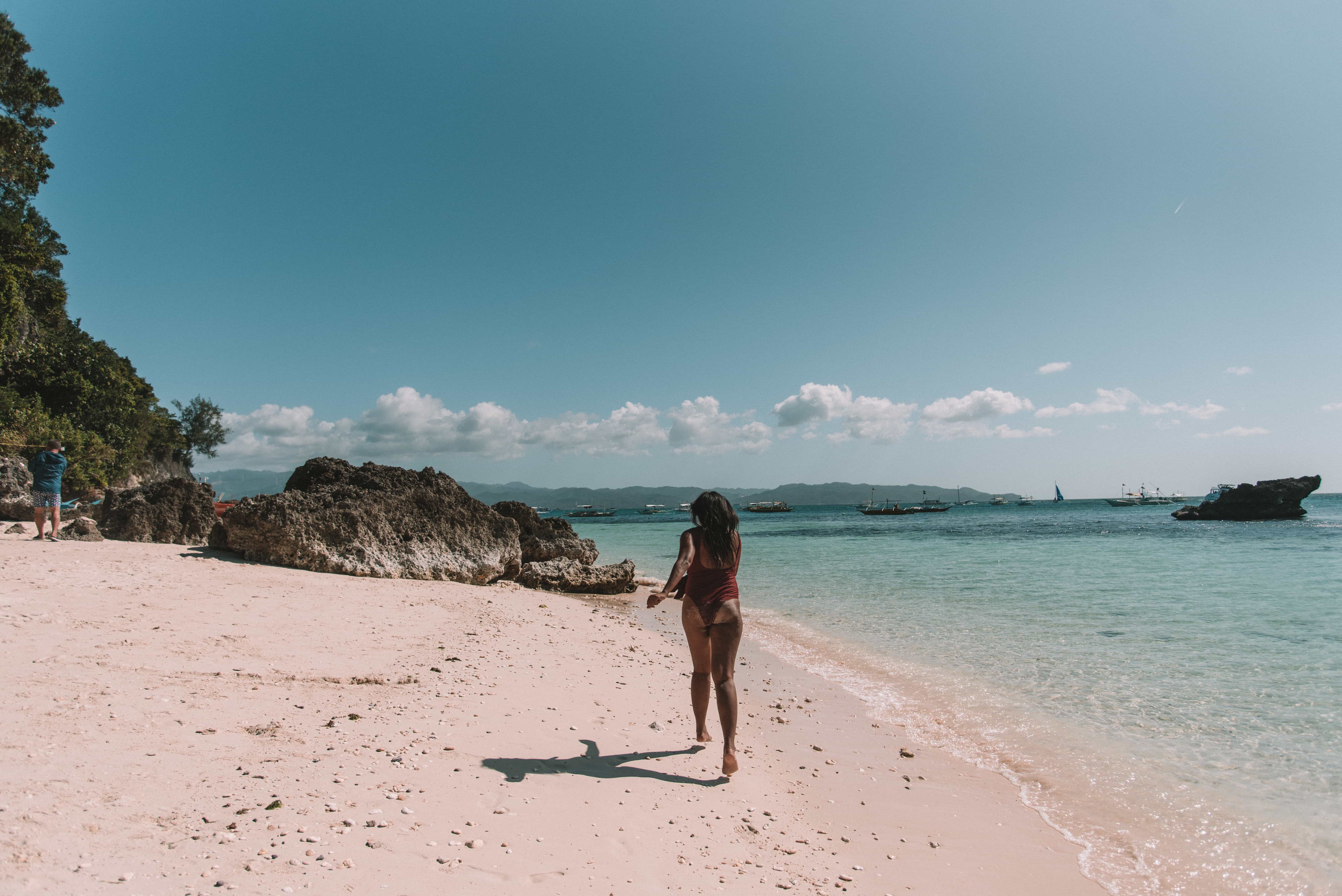 Things to do in Boracay Island, Boracay island travel guide, budget travel in boracay island, Boracay Island, Diniwid Beach