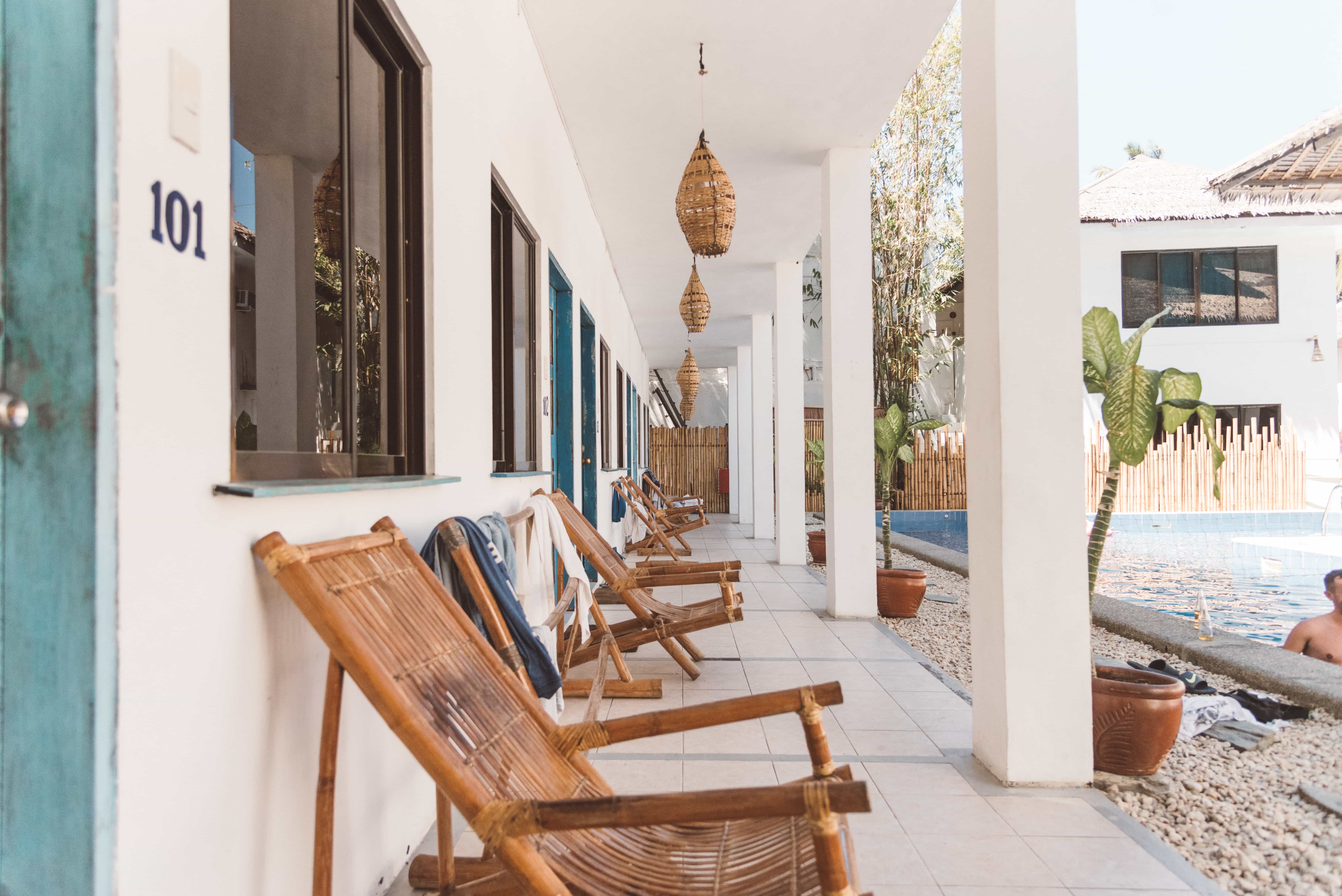 Things to do in Boracay Island, Boracay island travel guide, budget travel in boracay island, Boracay Island, Mad Moneky Hostel in Boracay, Boat party in Boracay