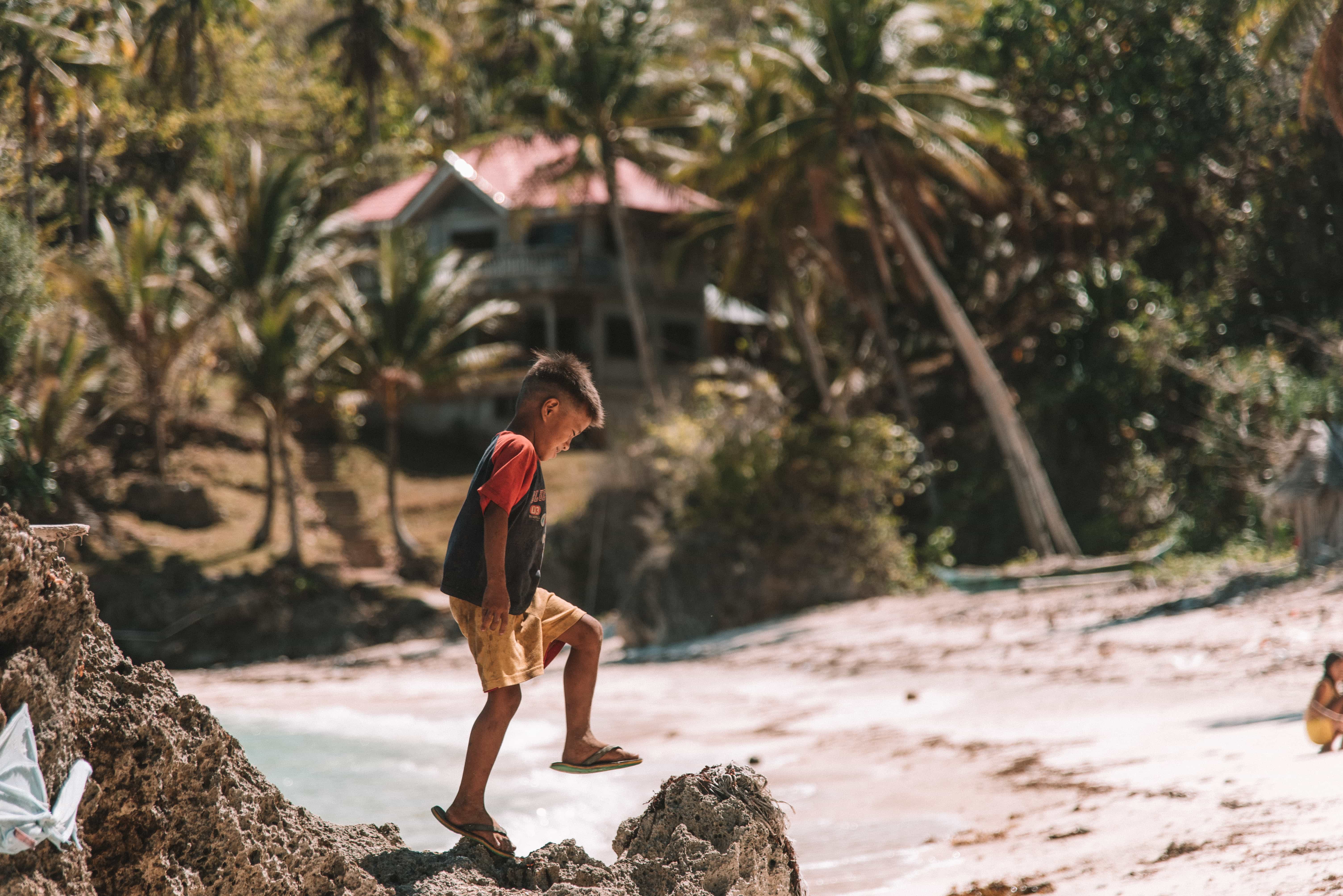  How to get to Carabao Island, Carabao Island travel guide, what to do in Carabao Island, Carabao Island, secret beach in Carabao Island