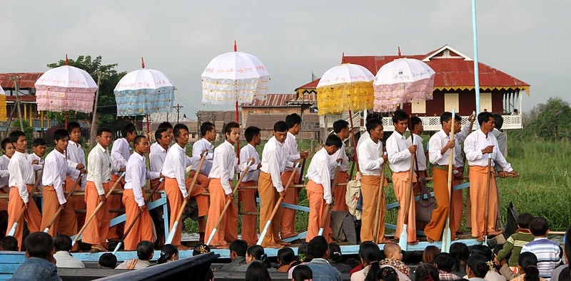  Phaung Daw Oo festival in Inle Lake