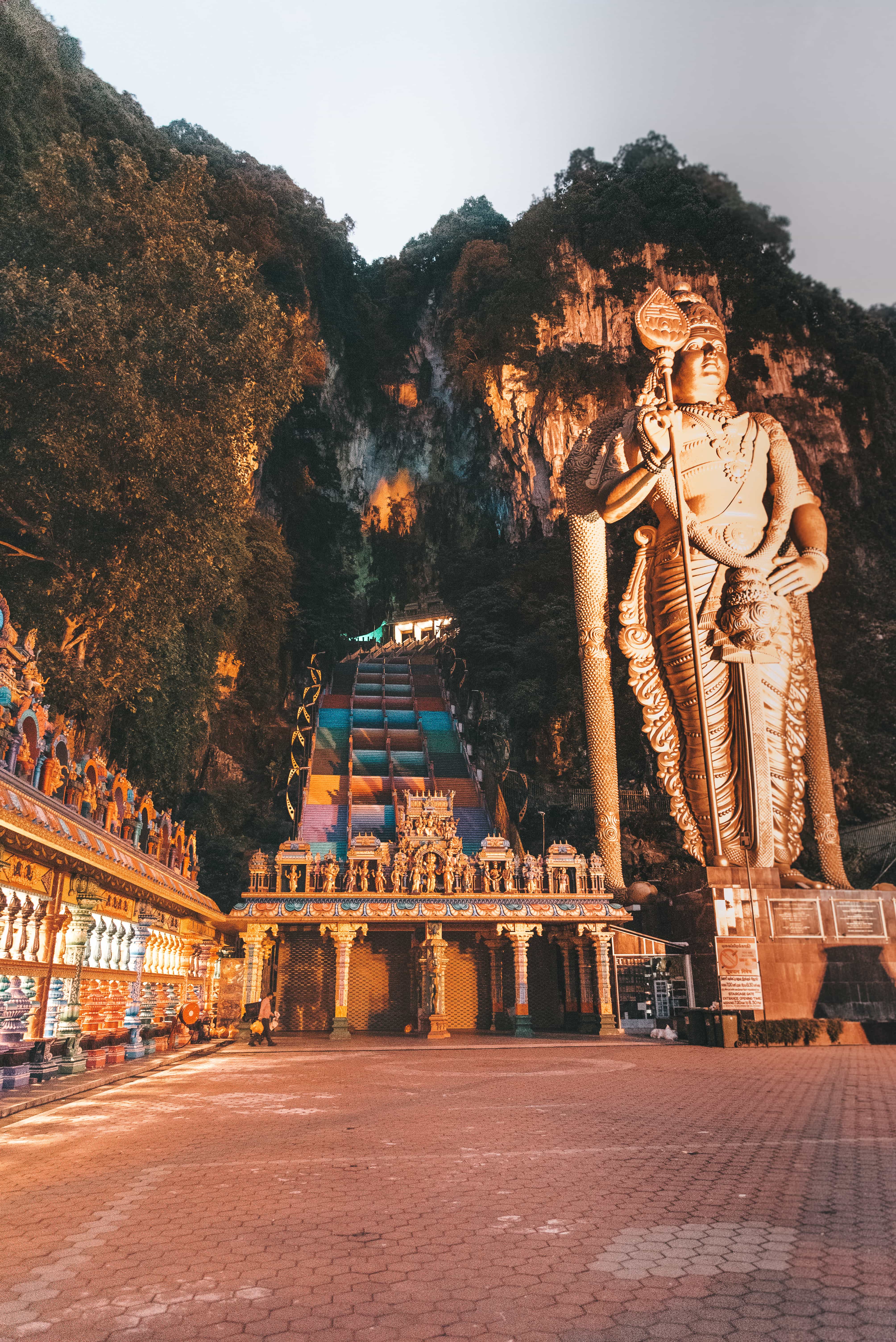 Travel to Batu Caves Thean Hou Temple Kuala Lumpur Travel Guide by Gamintraveler 8410